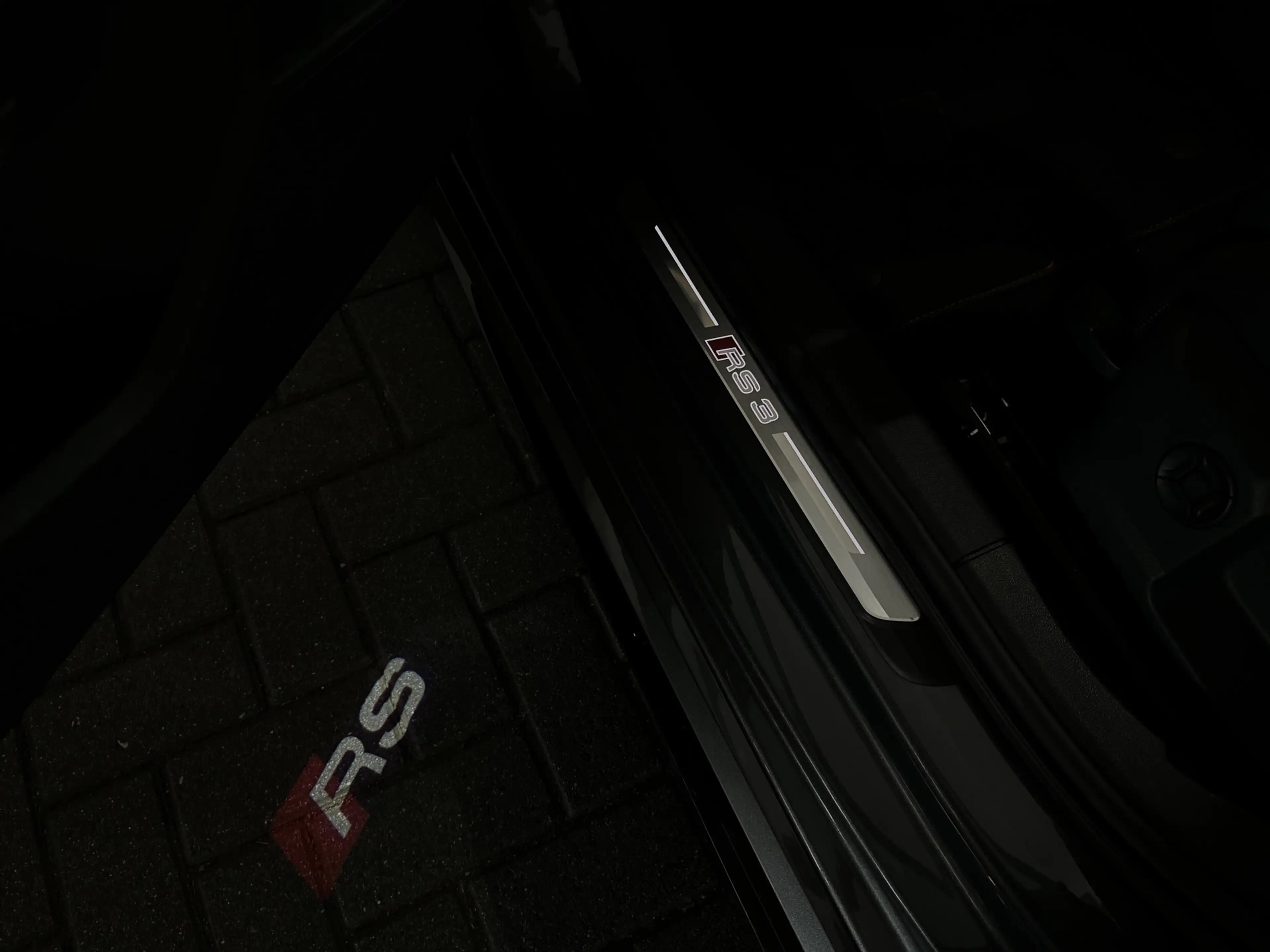 Audi RS3 Sportback 2.5 TFSI quattro Pano|RS Seats|Keyless — photo 13