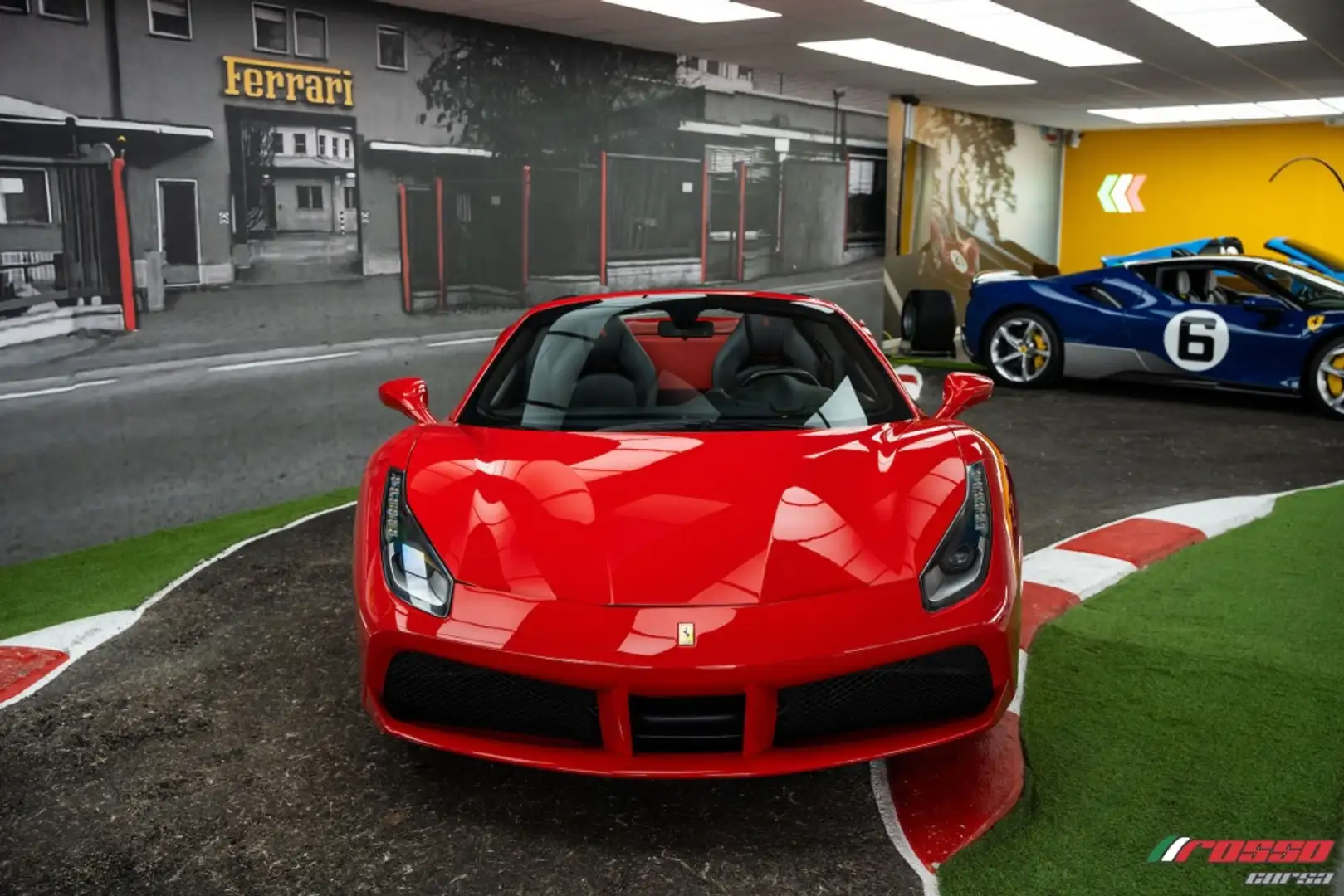 Ferrari 488 Spider Червоний - 2