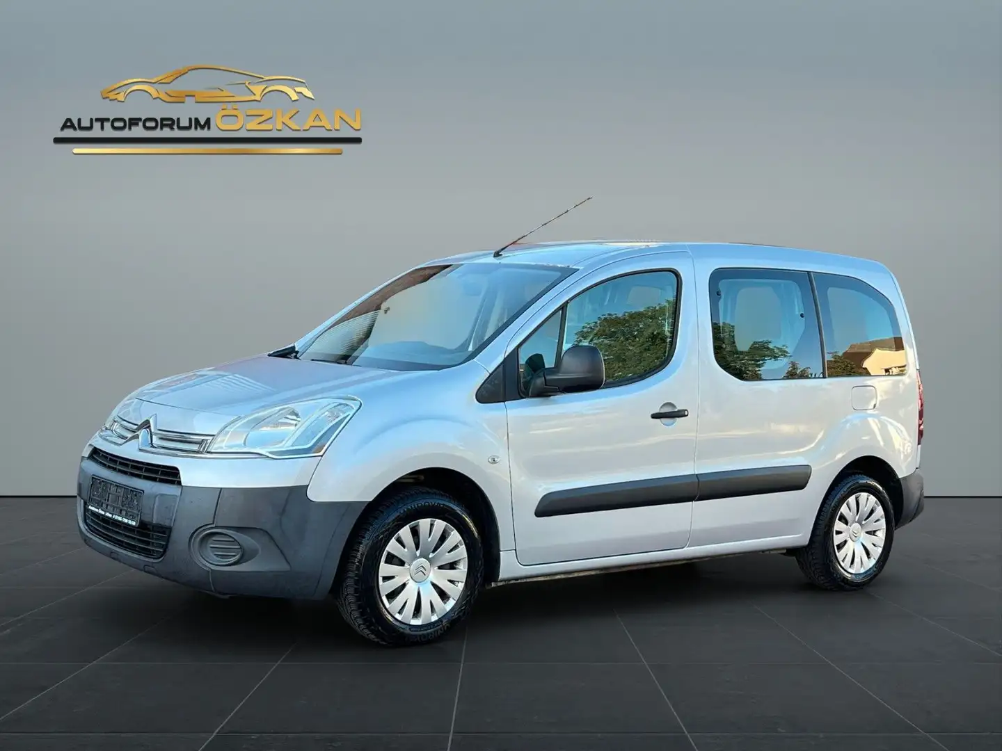 Citroen Berlingo Kombi Attraction 5 Sitzer Klima LESEN!! Grau - 1