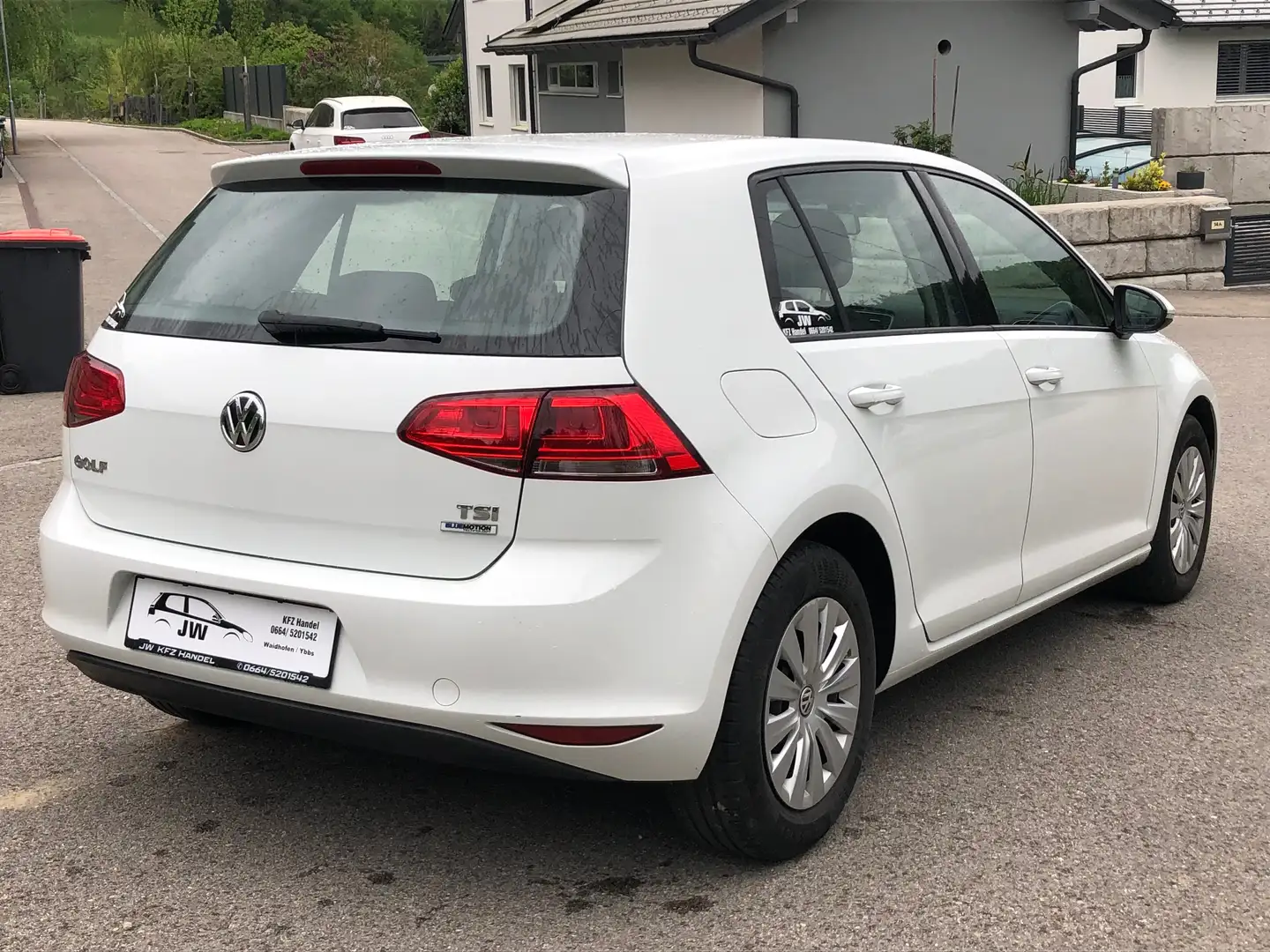 Volkswagen Golf 7, Pickerl+Service NEU, FINANZIERUNG MÖGLICH Weiß - 2