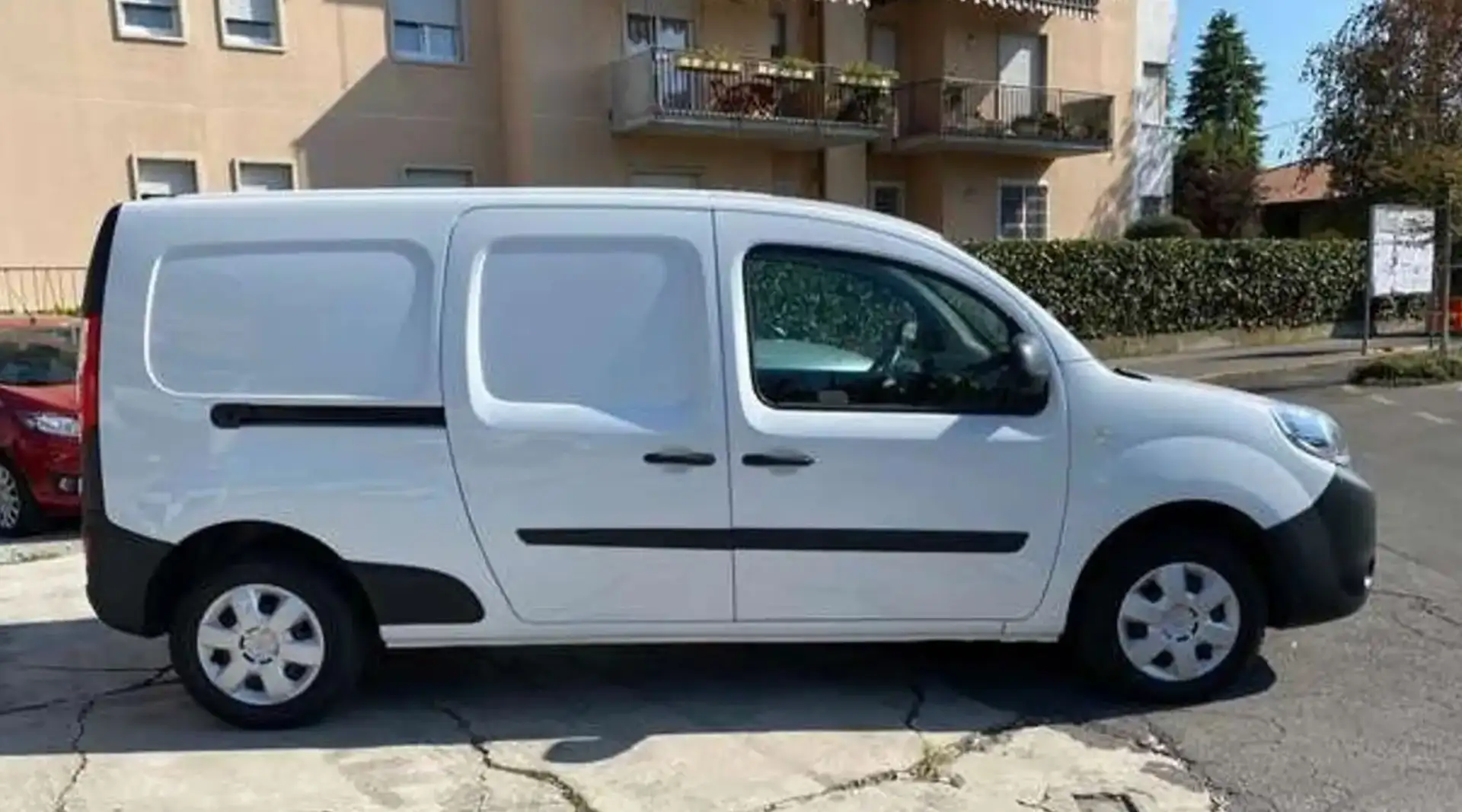 Renault Kangoo Z.E. maxi Белый - 1