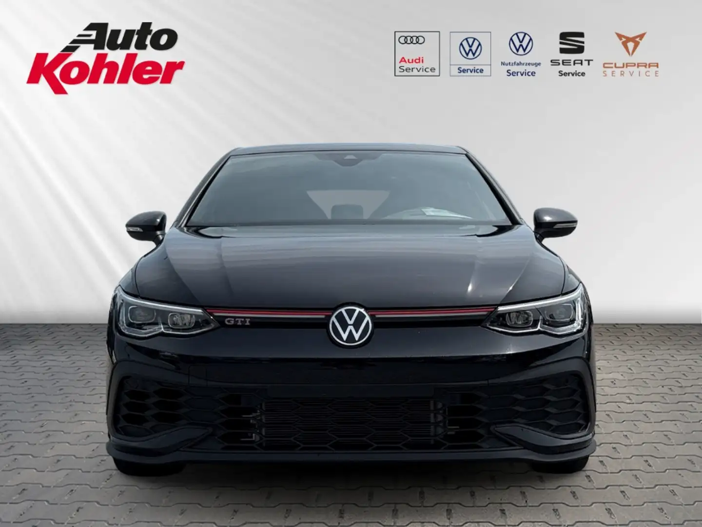 Volkswagen Golf VIII GTI Clubsport 2.0 TSI Business HuD ACC Zwart - 2