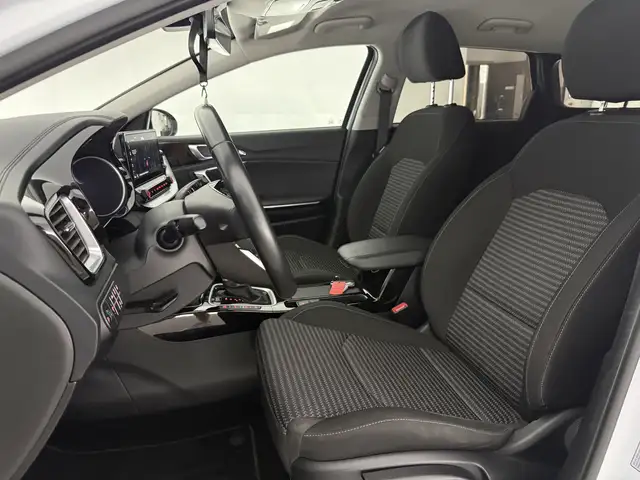 Kia Ceed view 13