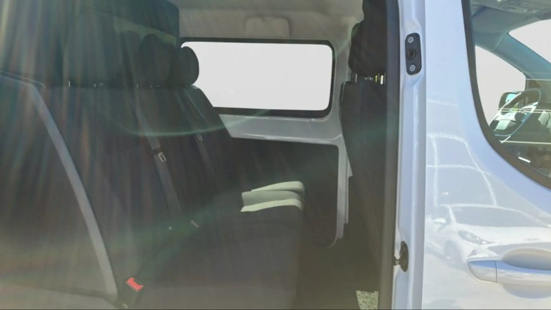 Citroen Jumpy DK XL BlueHDi 145 S&S EAT8 Weiß - 2