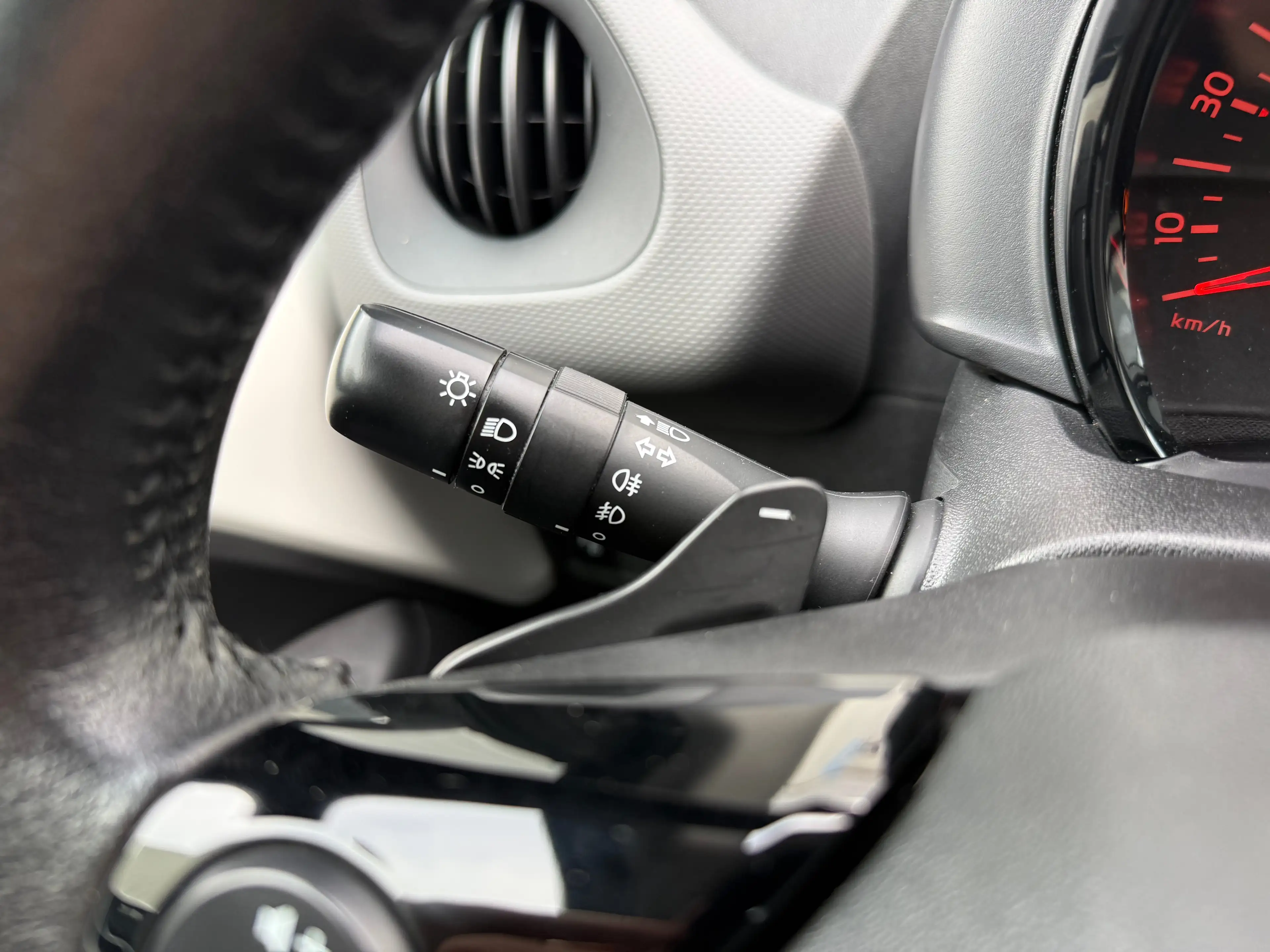 Peugeot 108 1.0 e-VTi Active AUT | AIRCO| BLUETOOTH| ELEKTRISC — photo 14