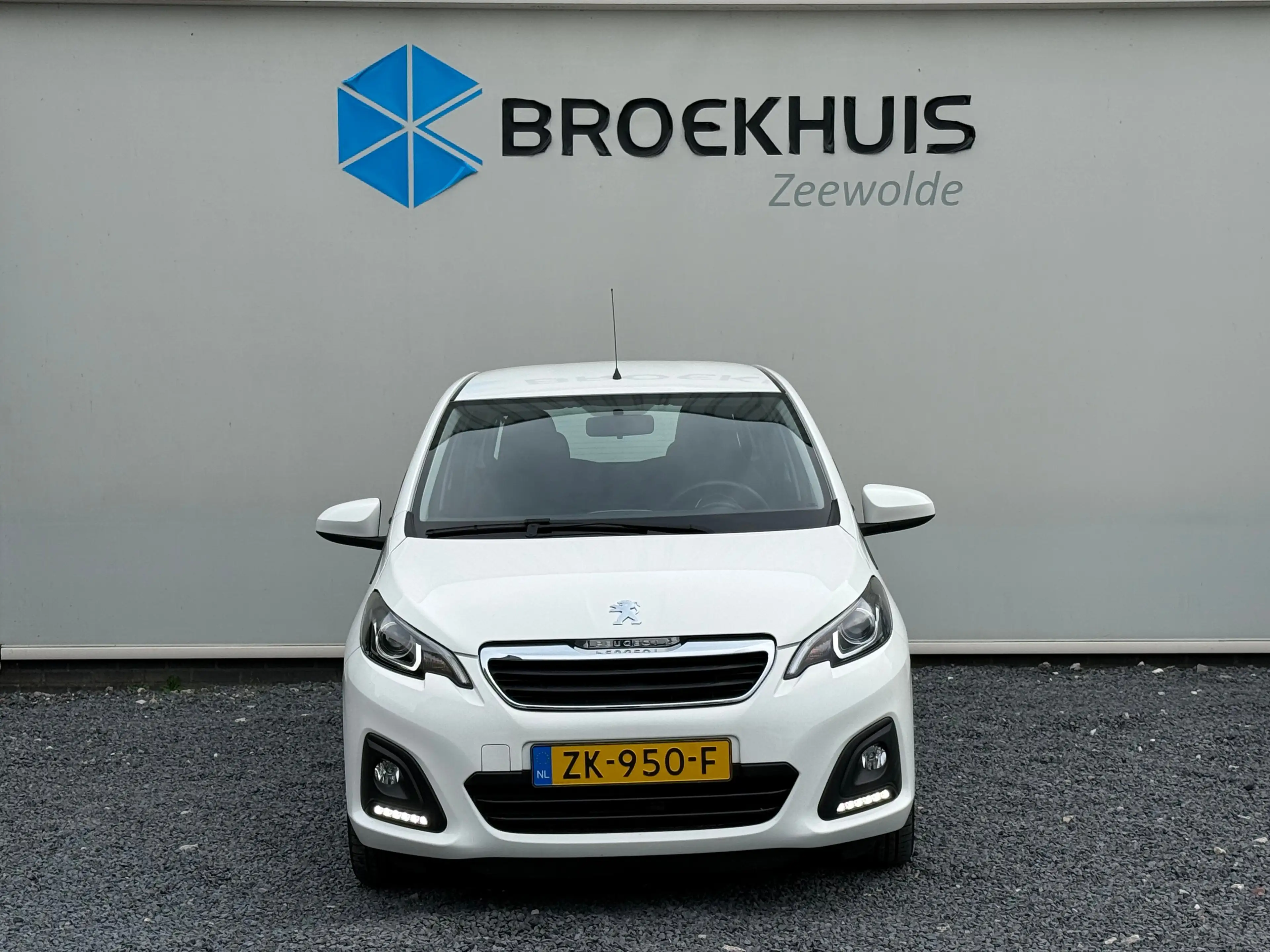 Peugeot 108 1.0 e-VTi Active AUT | AIRCO| BLUETOOTH| ELEKTRISC — photo 8