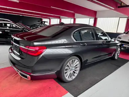 Annonce voiture d'occasion BMW 730 - CARADIZE