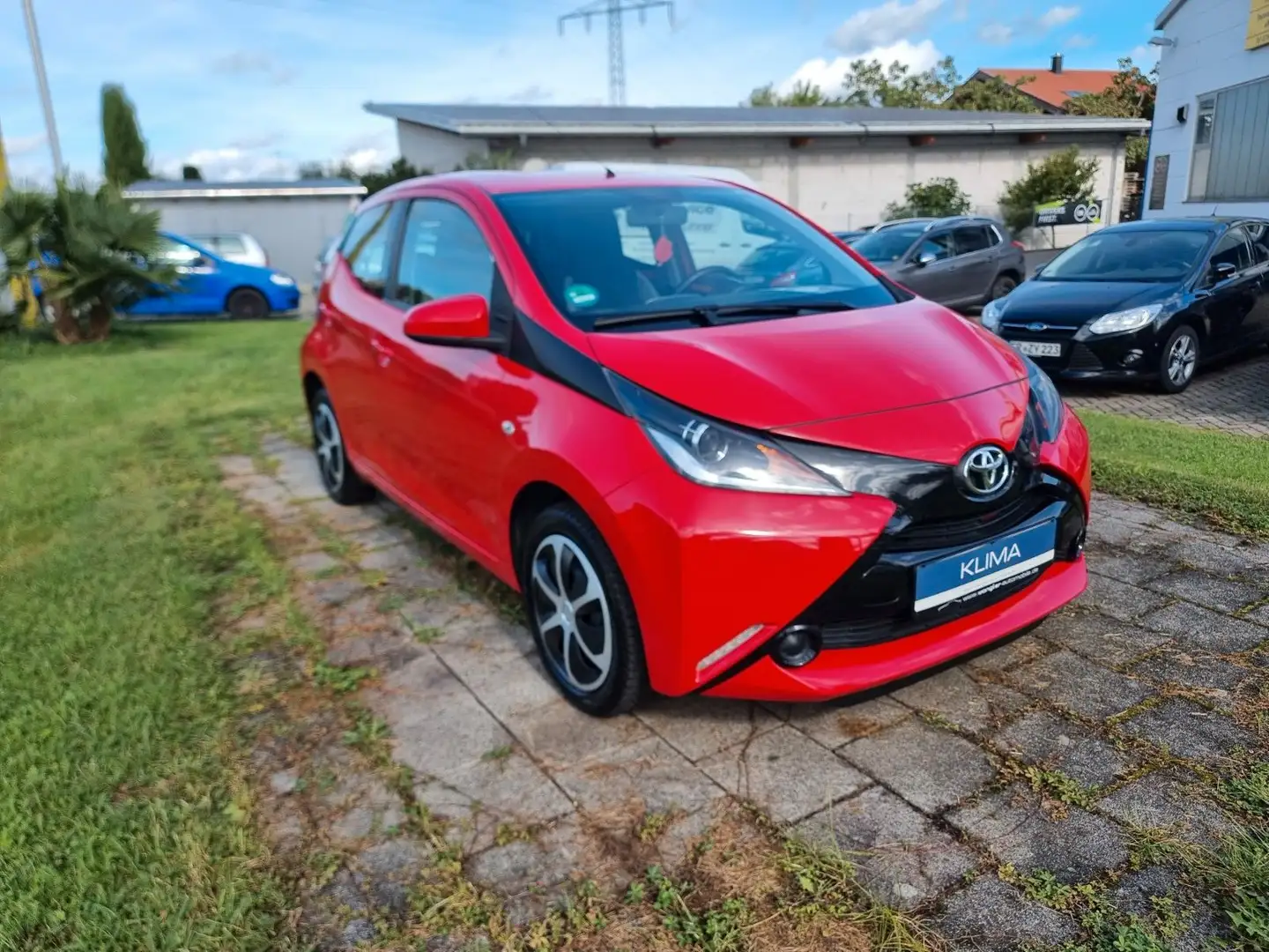 Toyota Aygo AYGO x-play ink Garantie Rood - 2