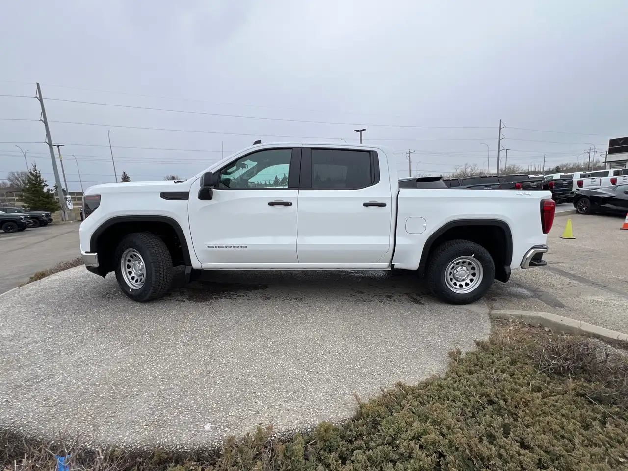 GMC Sierra 1500 снимка GMC Sierra 1500
