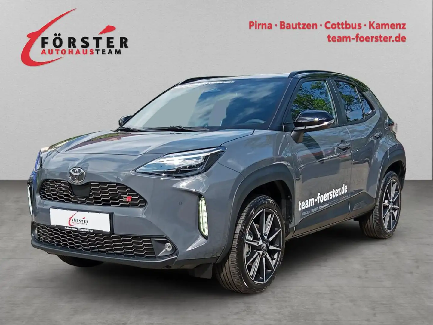 Toyota Yaris Cross 1,5 l 4x2 Hybrid GR Sport Grau - 1