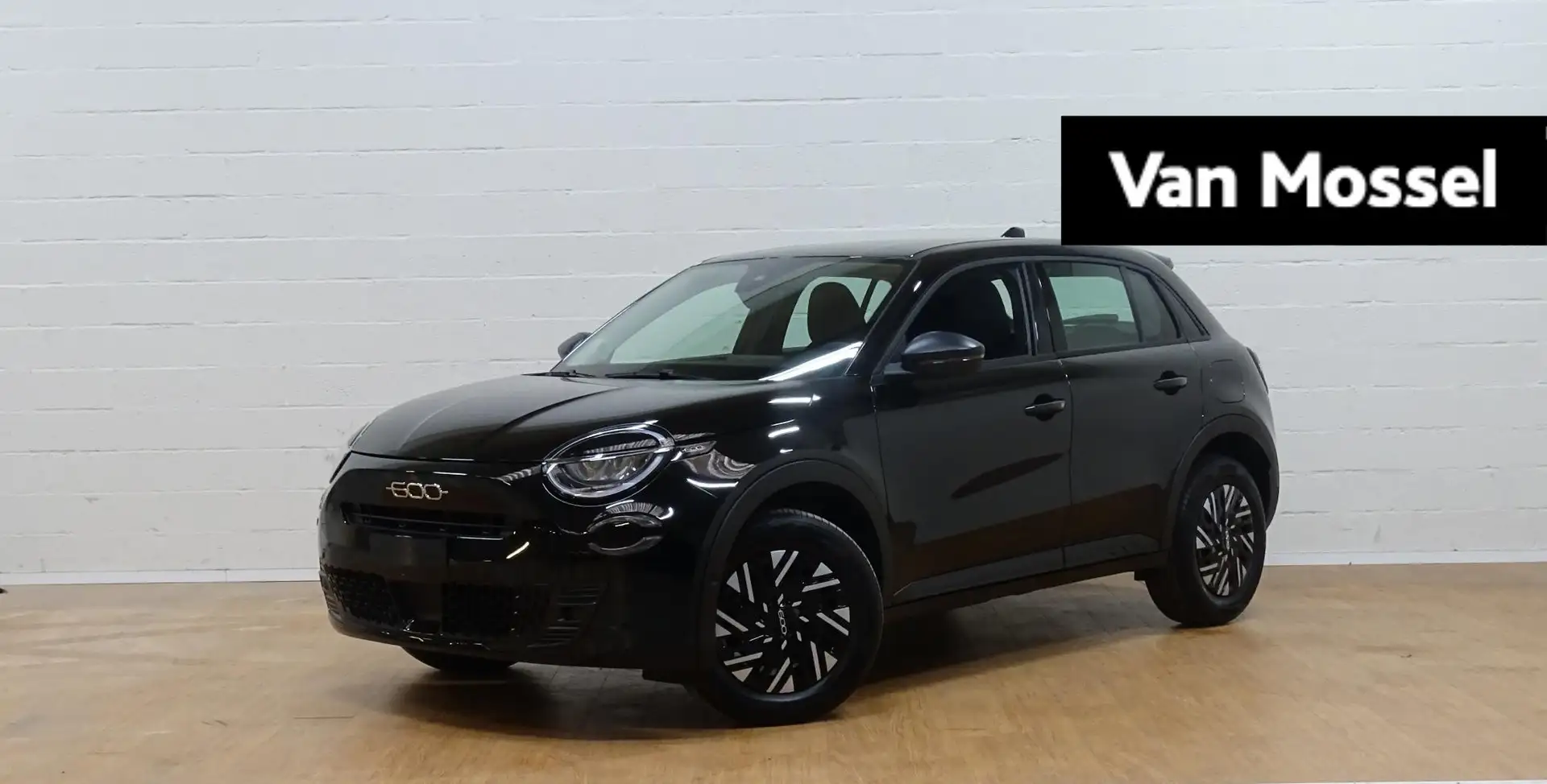 Fiat 600 1.2 Hybrid 136cv DCT Black - 1