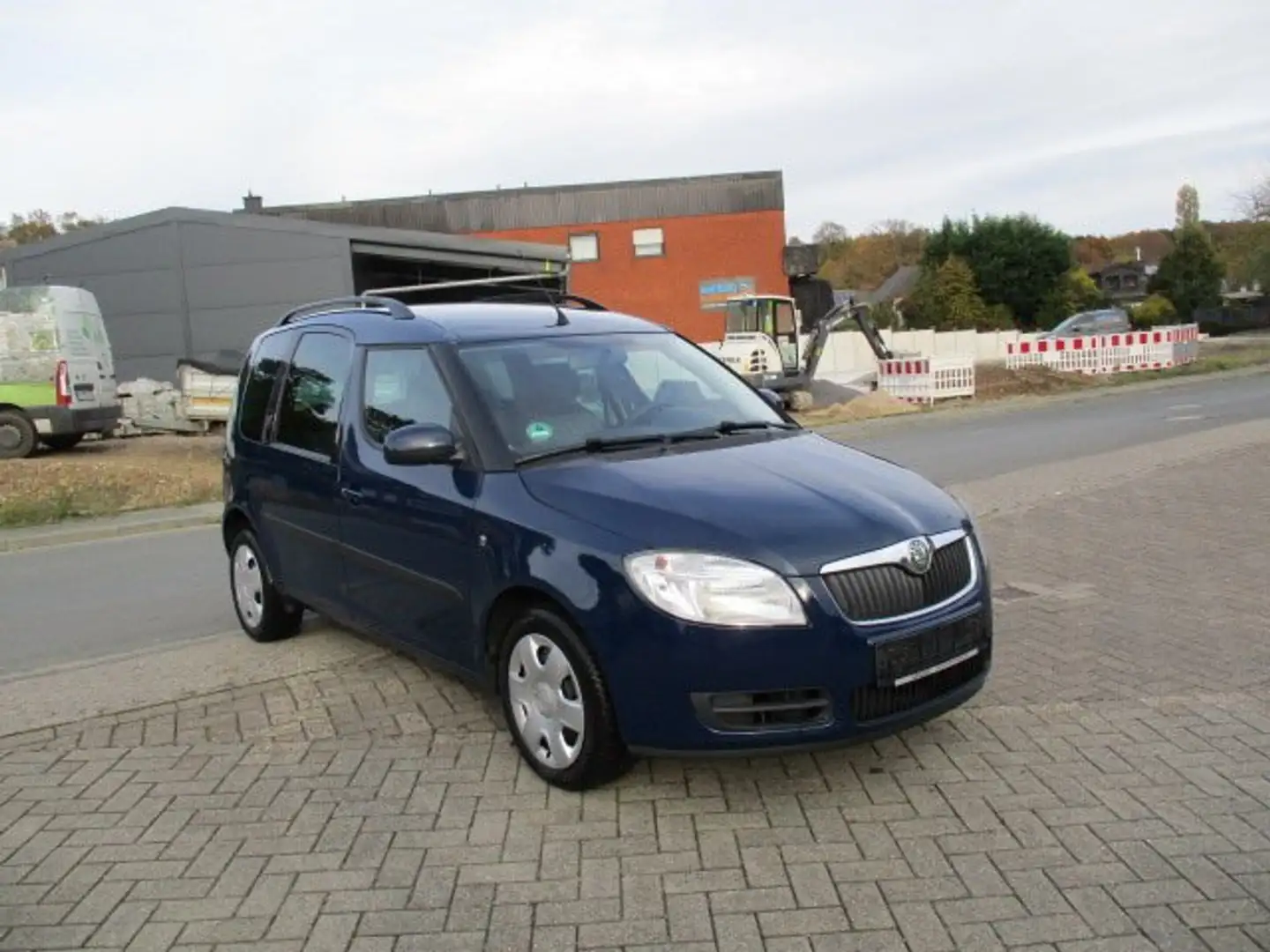 Skoda Roomster Roomster 1.2 12V HTP Style PLUS EDITION Niebieski - 2