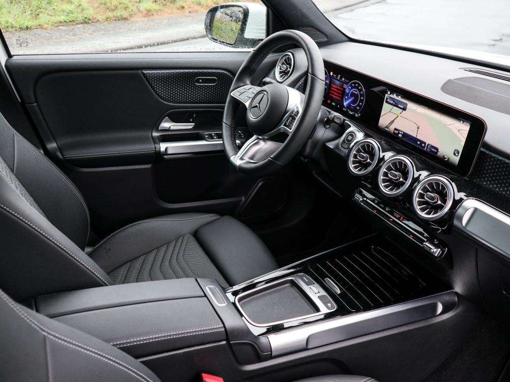 Mercedes-Benz EQB