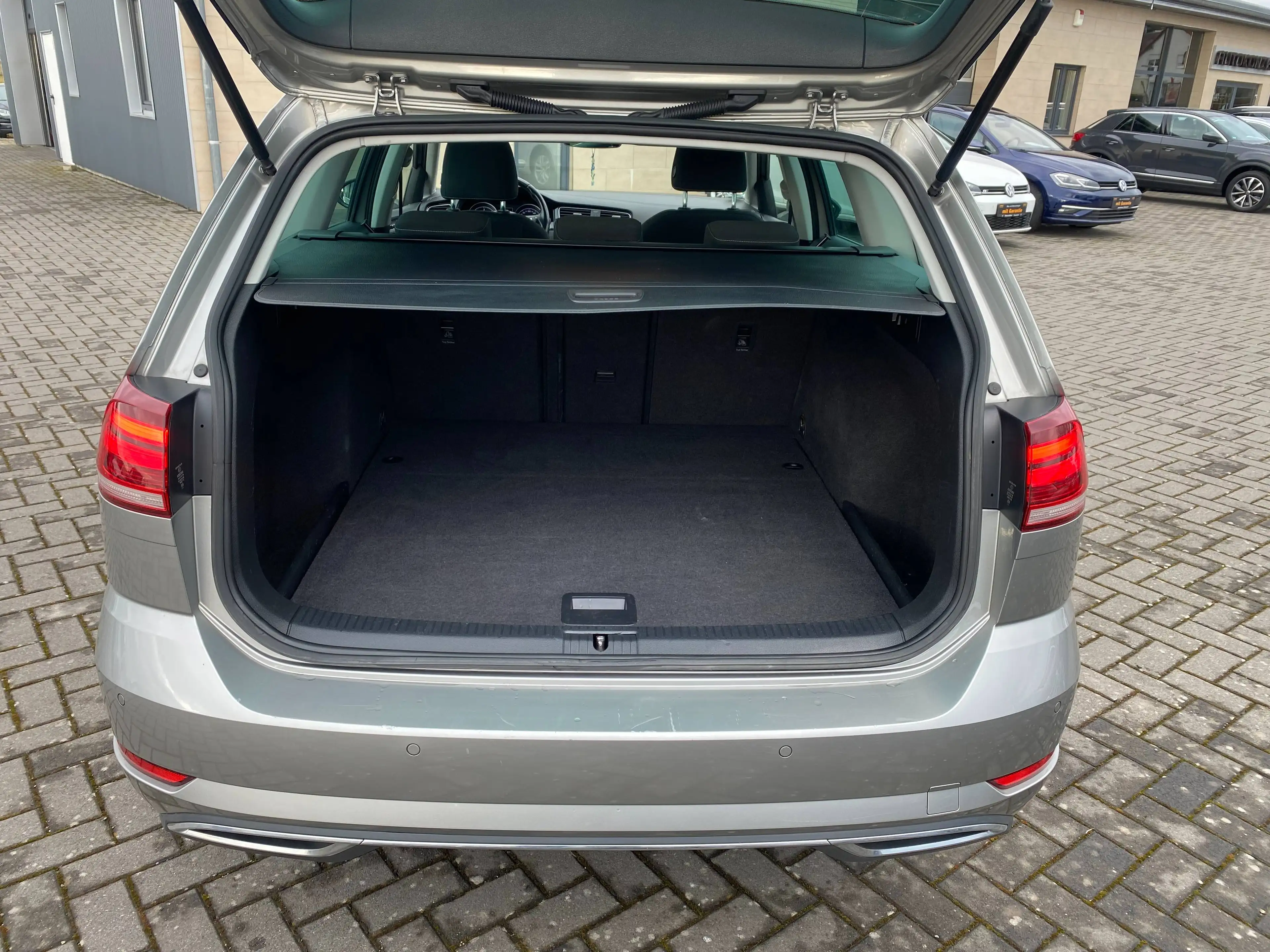 Volkswagen Golf Variant Highline BMT/Start-Stop.Xenon.Leder.DSG.Navi — photo 7