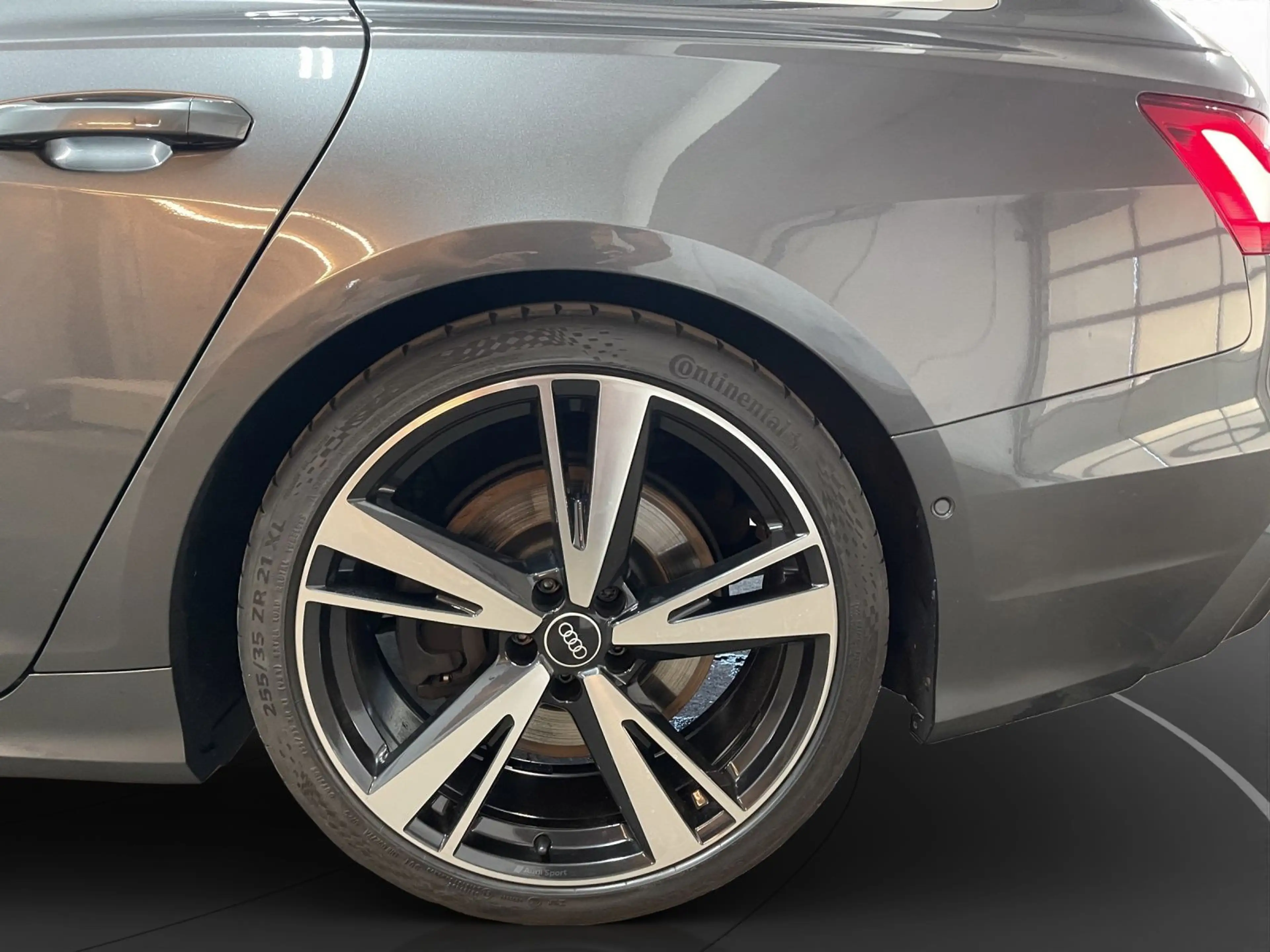 Audi S6 AHK Pano Matrix LM 21" 360° Leder B&O A — photo 12