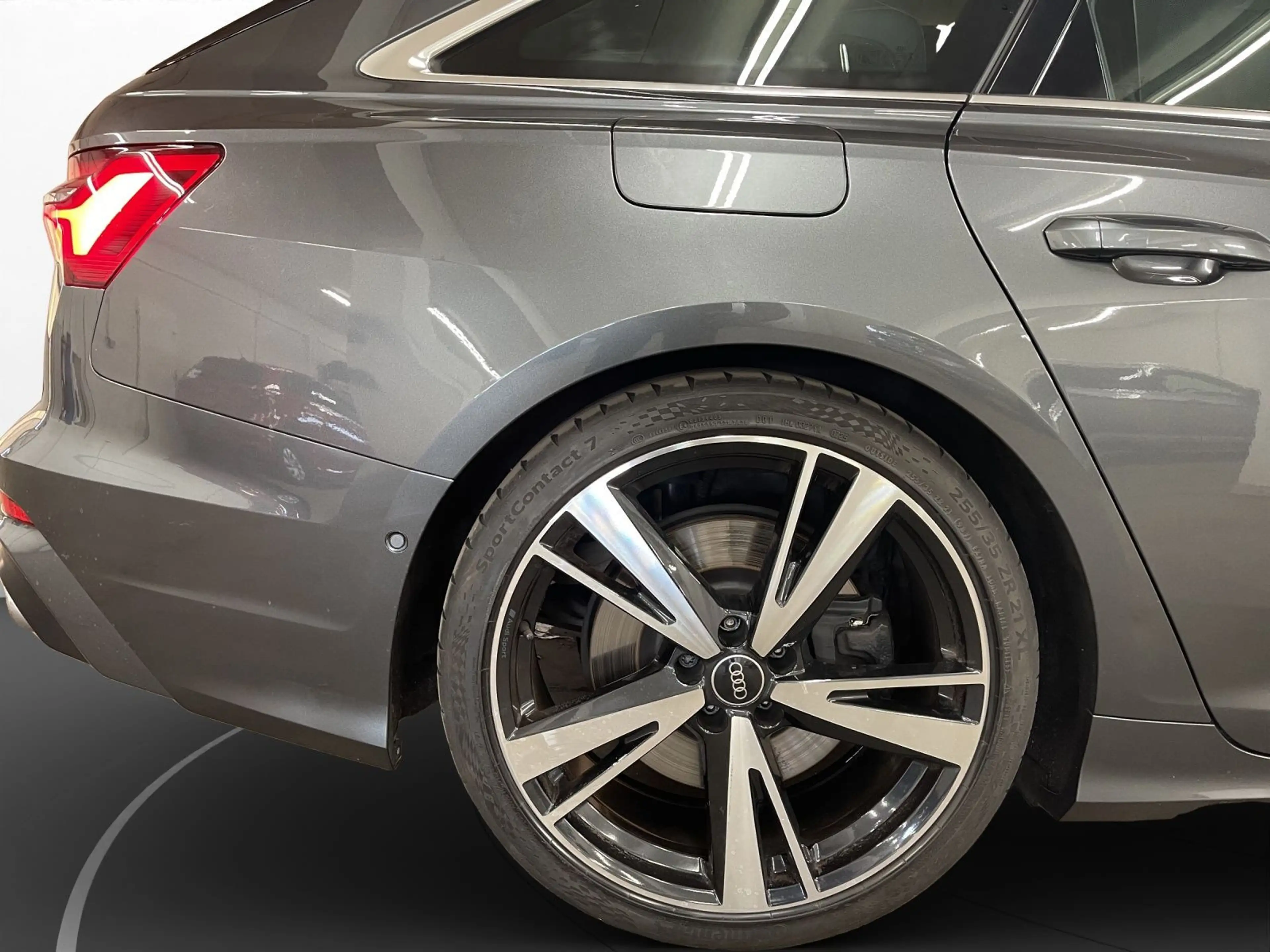 Audi S6 AHK Pano Matrix LM 21" 360° Leder B&O A — photo 14