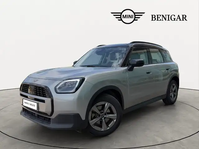 MINI One D Countryman Essential