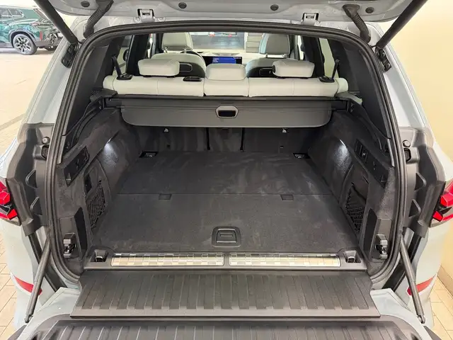 BMW X5 X5 view 11
