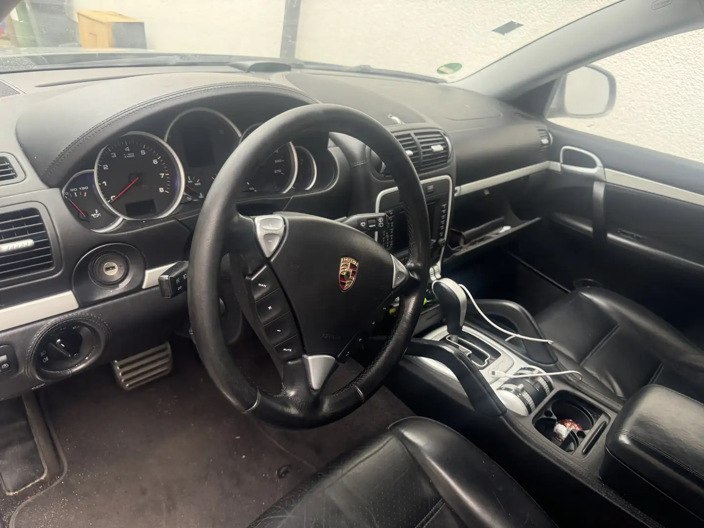 Porsche Cayenne S Tiptronic - 1