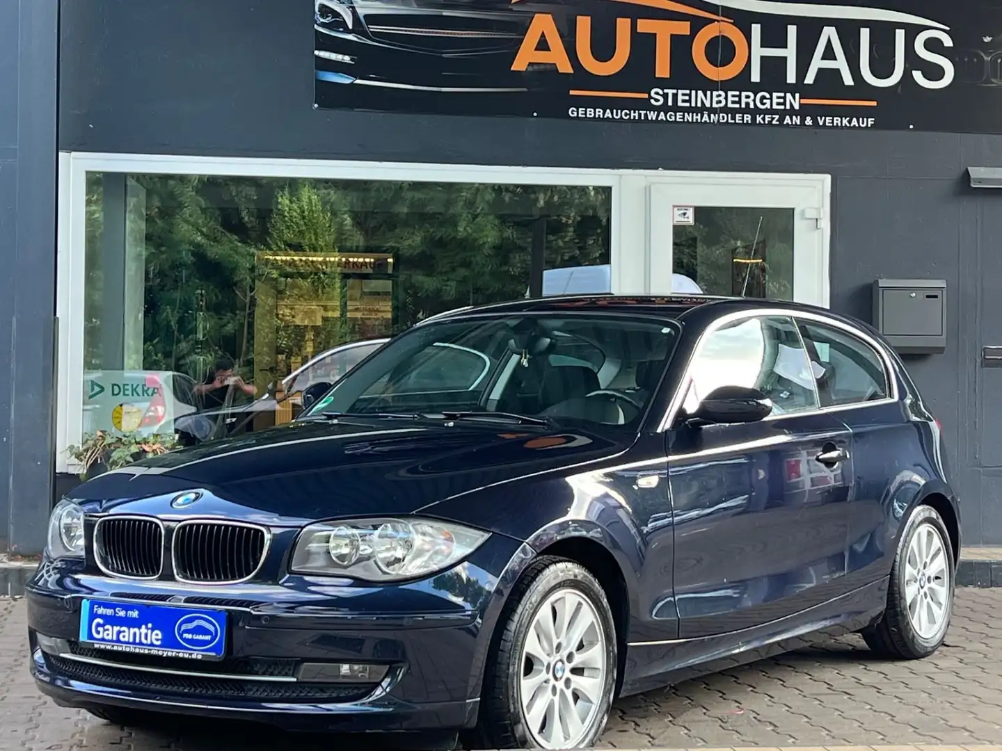 BMW 116 i / 12 Monate Garantie/Service Neu/Wenig Km Blau - 1