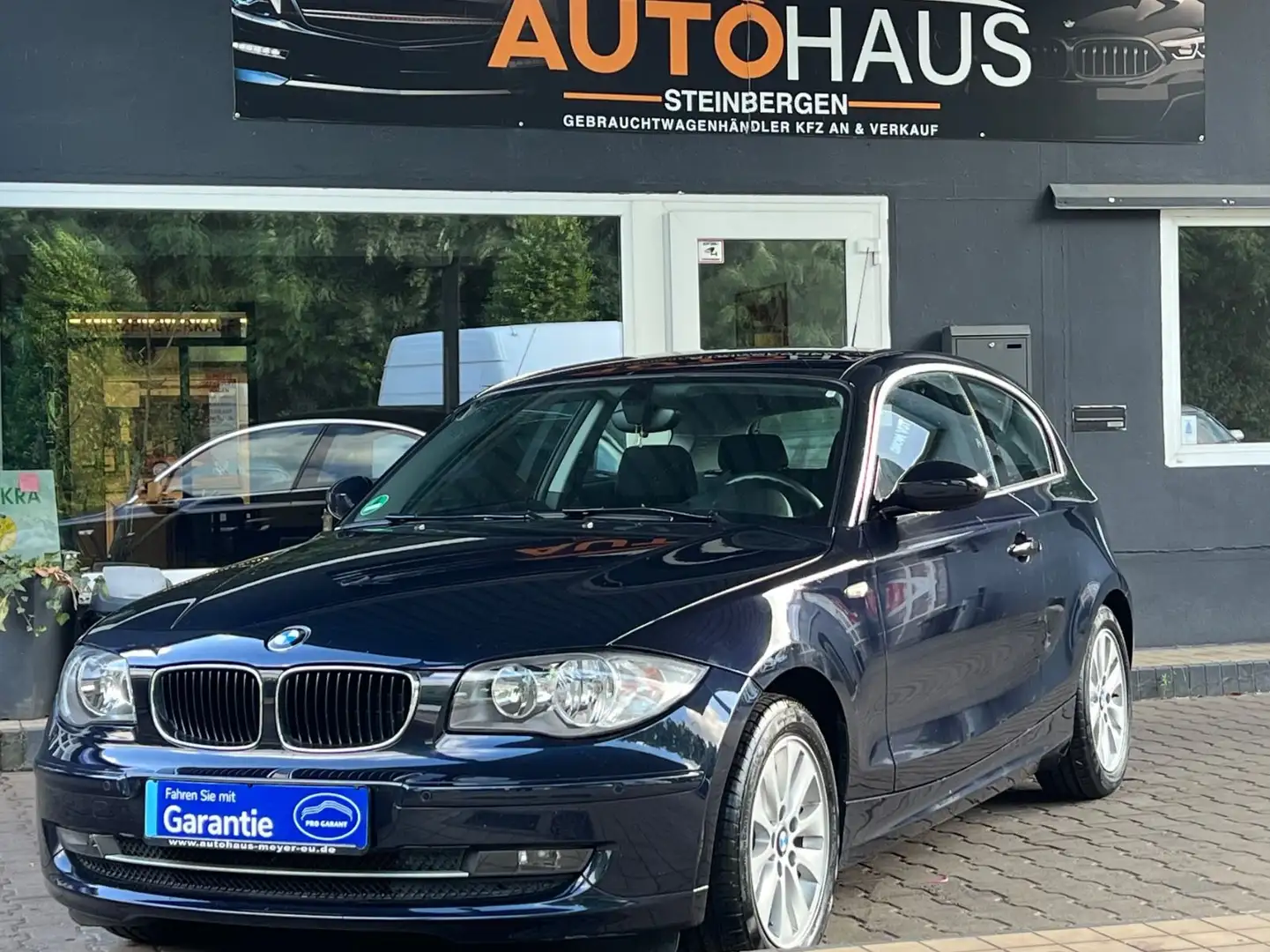 BMW 116 i / 12 Monate Garantie/Service Neu/Wenig Km Blau - 2