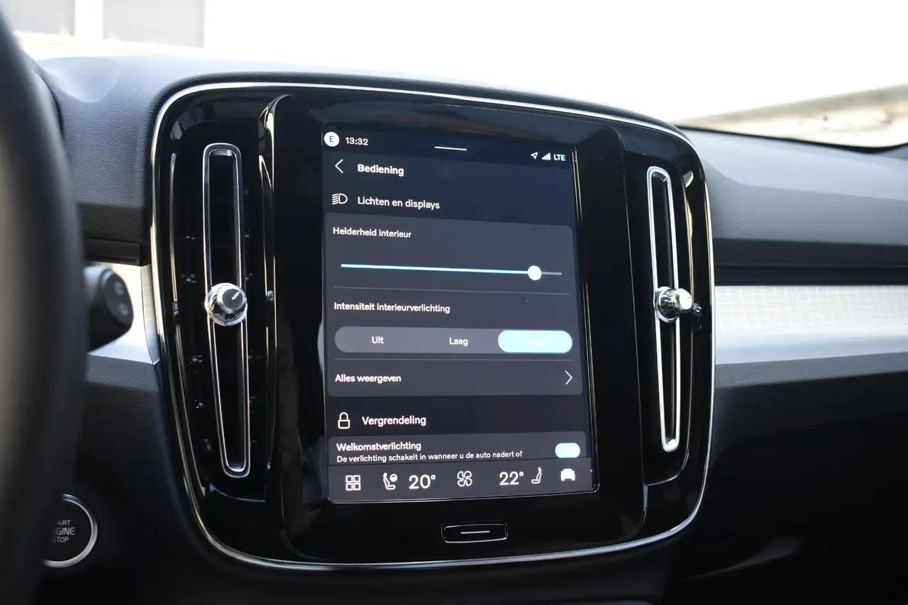 Volvo XC40 B4 211PK Automaat Plus Dark / Adaptive Cruise cont, миниатюра 28