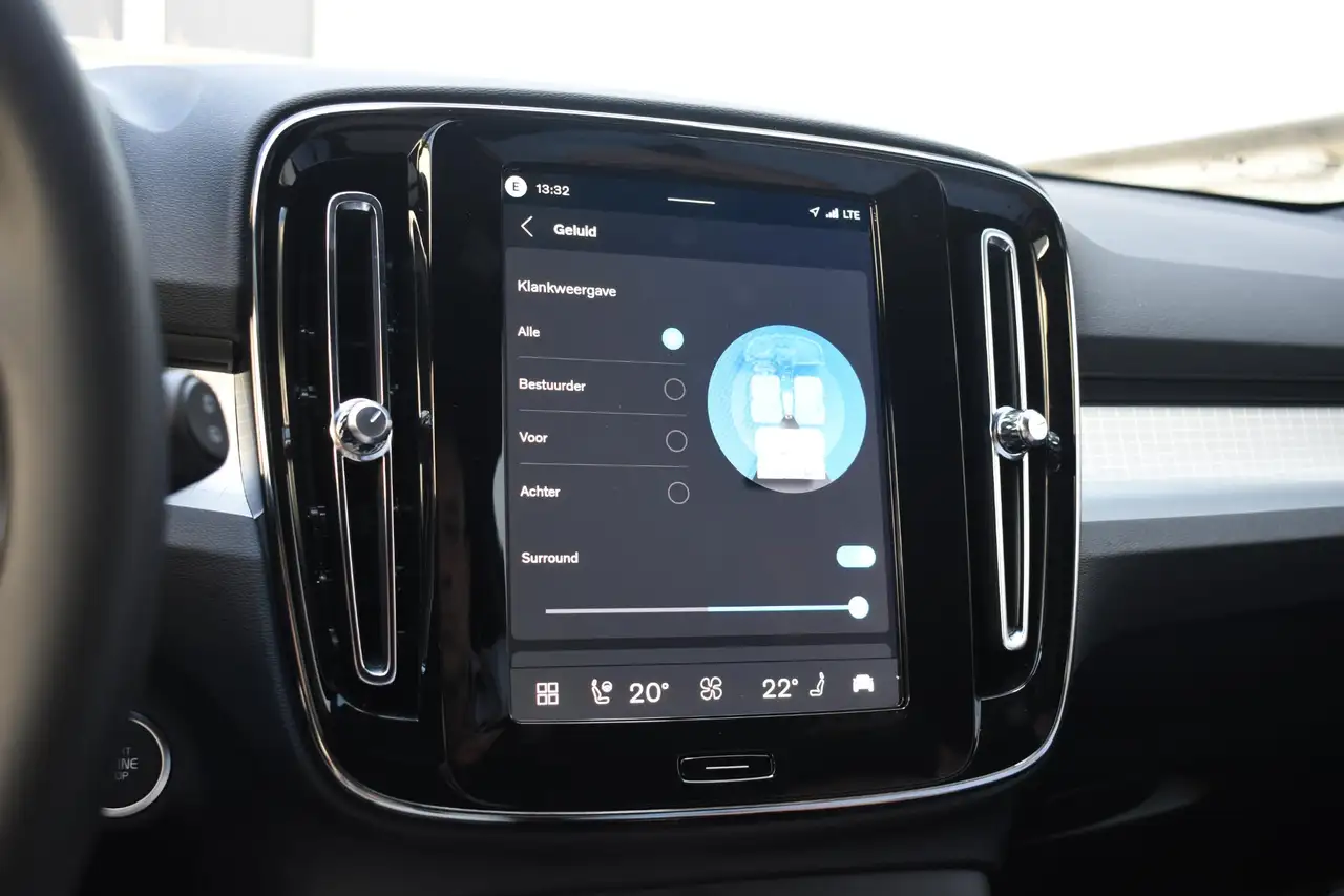 Volvo XC40 B4 211PK Automaat Plus Dark / Adaptive Cruise cont, миниатюра 30