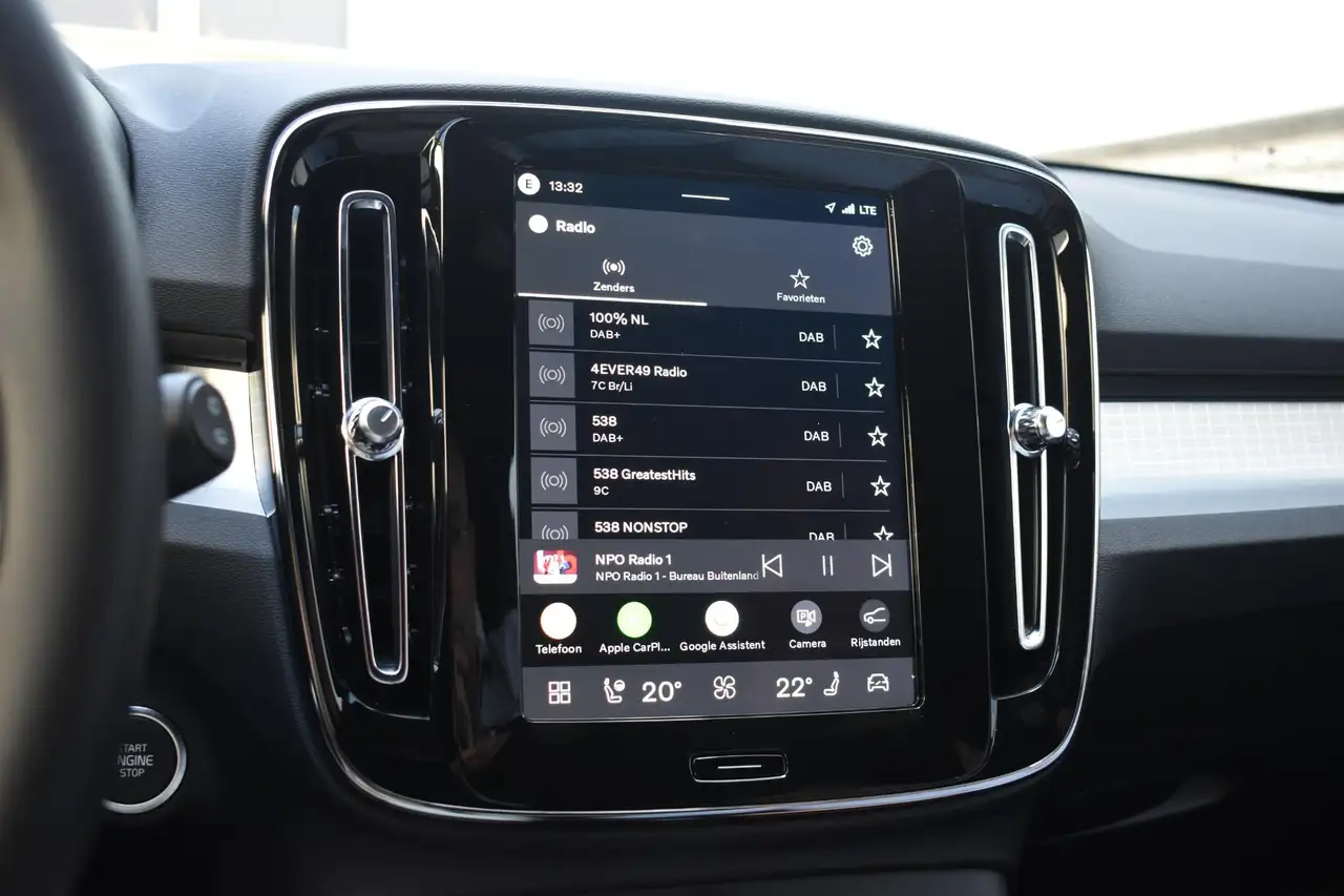 Volvo XC40 B4 211PK Automaat Plus Dark / Adaptive Cruise cont, миниатюра 20