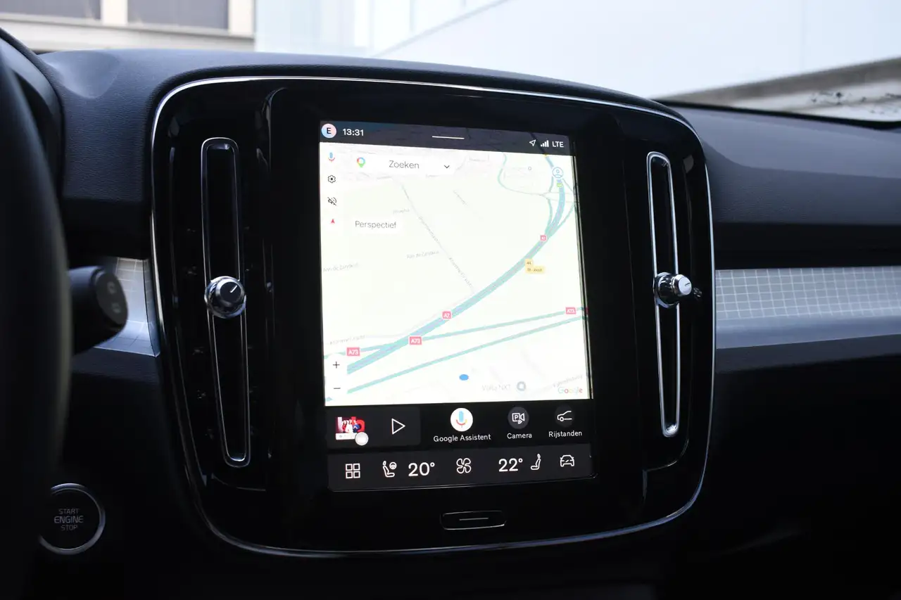 Volvo XC40 B4 211PK Automaat Plus Dark / Adaptive Cruise cont, миниатюра 17