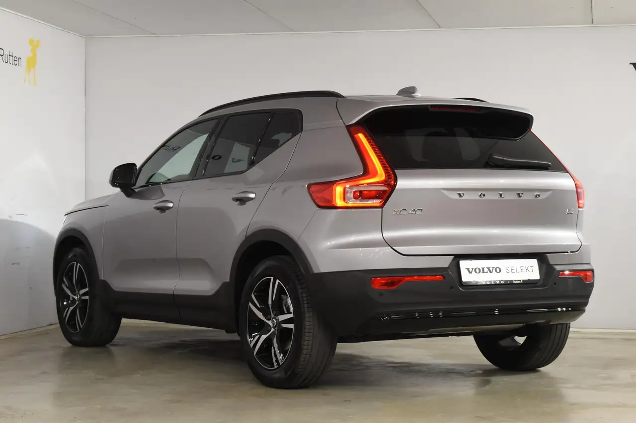 Volvo XC40 B4 211PK Automaat Plus Dark / Adaptive Cruise cont, миниатюра 4