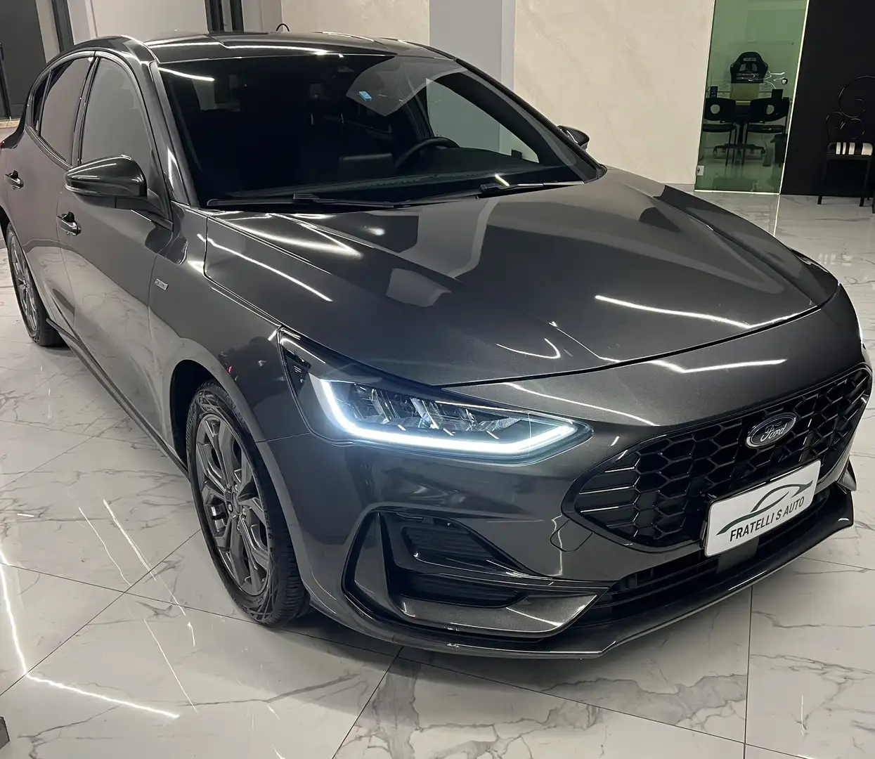 Ford Focus 5 Porte 1.0 Hybrid ST-Line - PER I NEOPATENTATI - Gris - 1