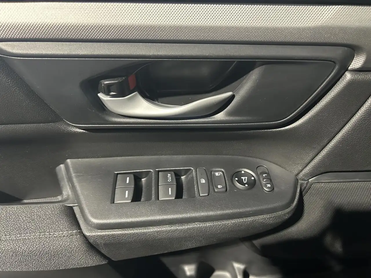 Honda CR-V photo Honda CR-V
