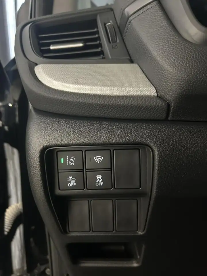 Honda CR-V photo Honda CR-V