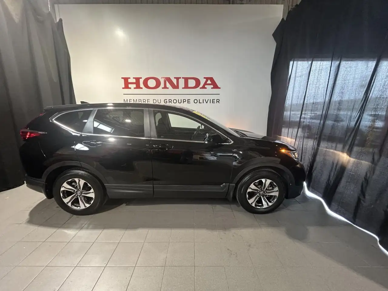 Honda CR-V photo Honda CR-V