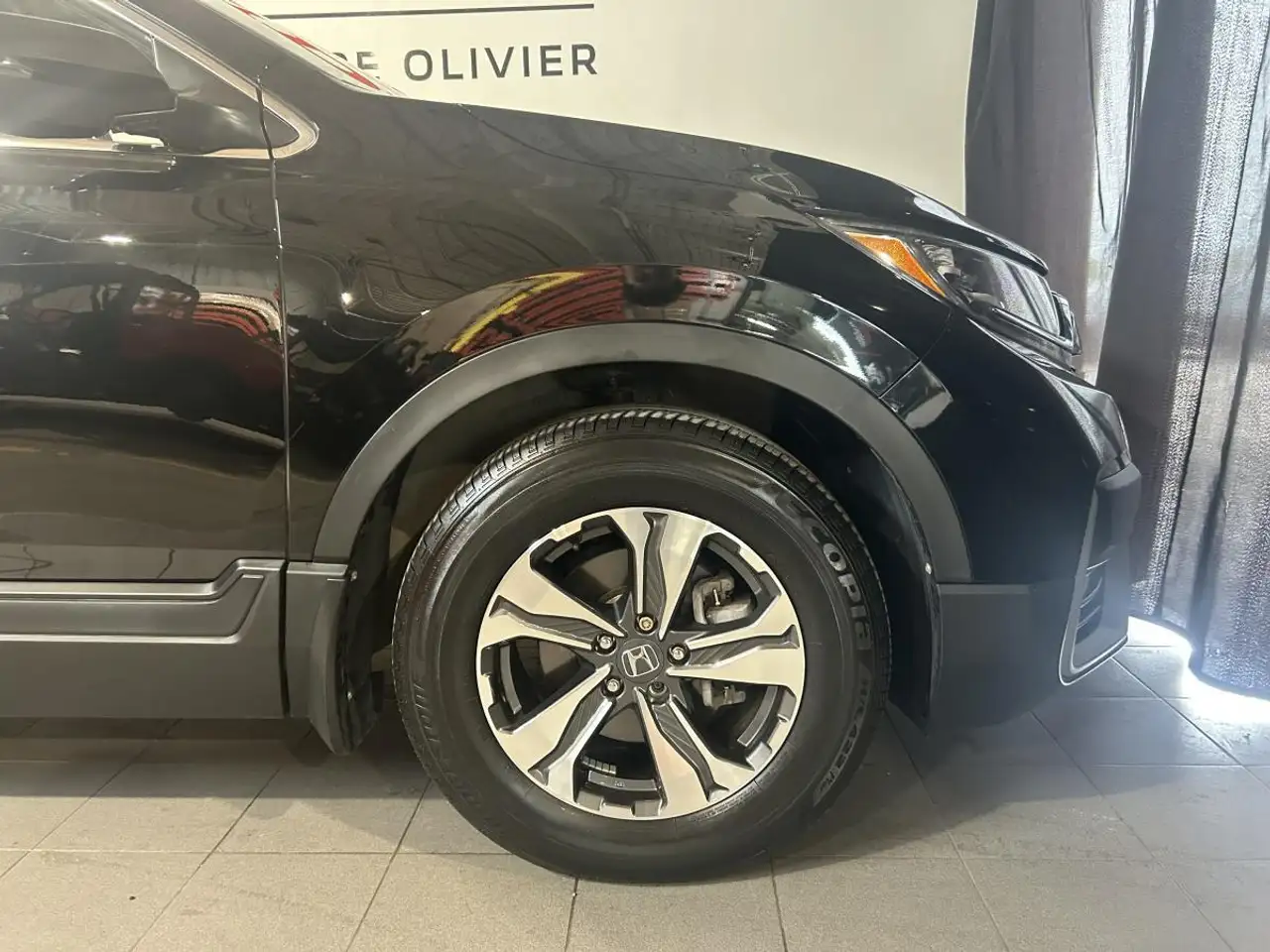 Honda CR-V photo Honda CR-V