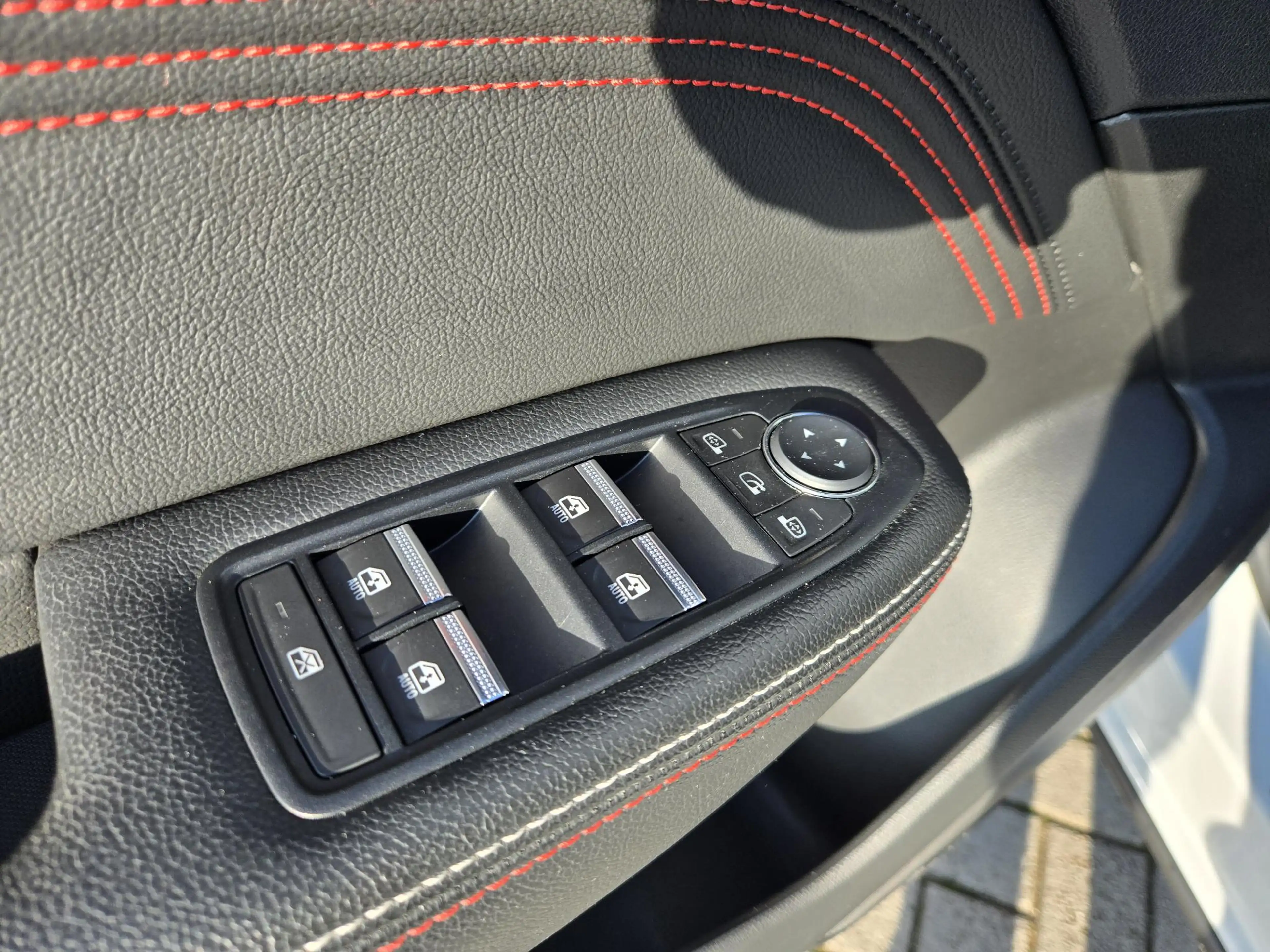 Renault Arkana 1.6 E-Tech Hybrid 145 R.S. Line NL-AUTO | BOSE AUD — photo 24