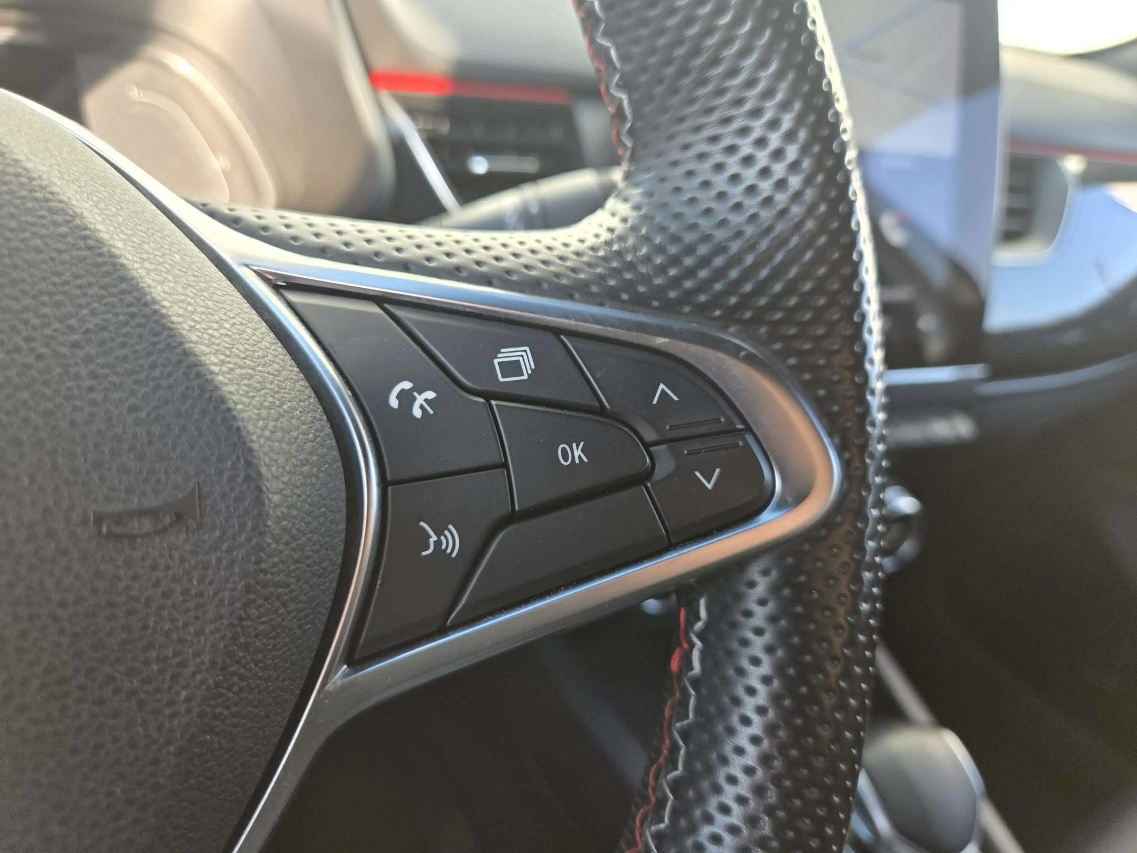 Renault Arkana 1.6 E-Tech Hybrid 145 R.S. Line NL-AUTO | BOSE AUD — photo 14