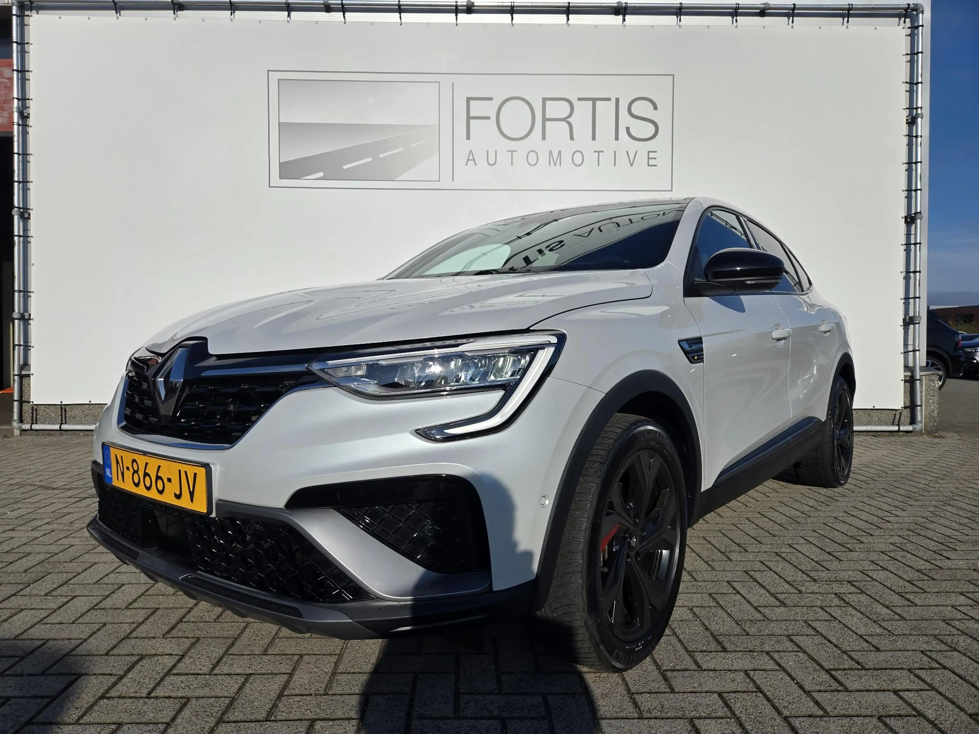 Renault Arkana 1.6 E-Tech Hybrid 145 R.S. Line NL-AUTO | BOSE AUD — photo 29