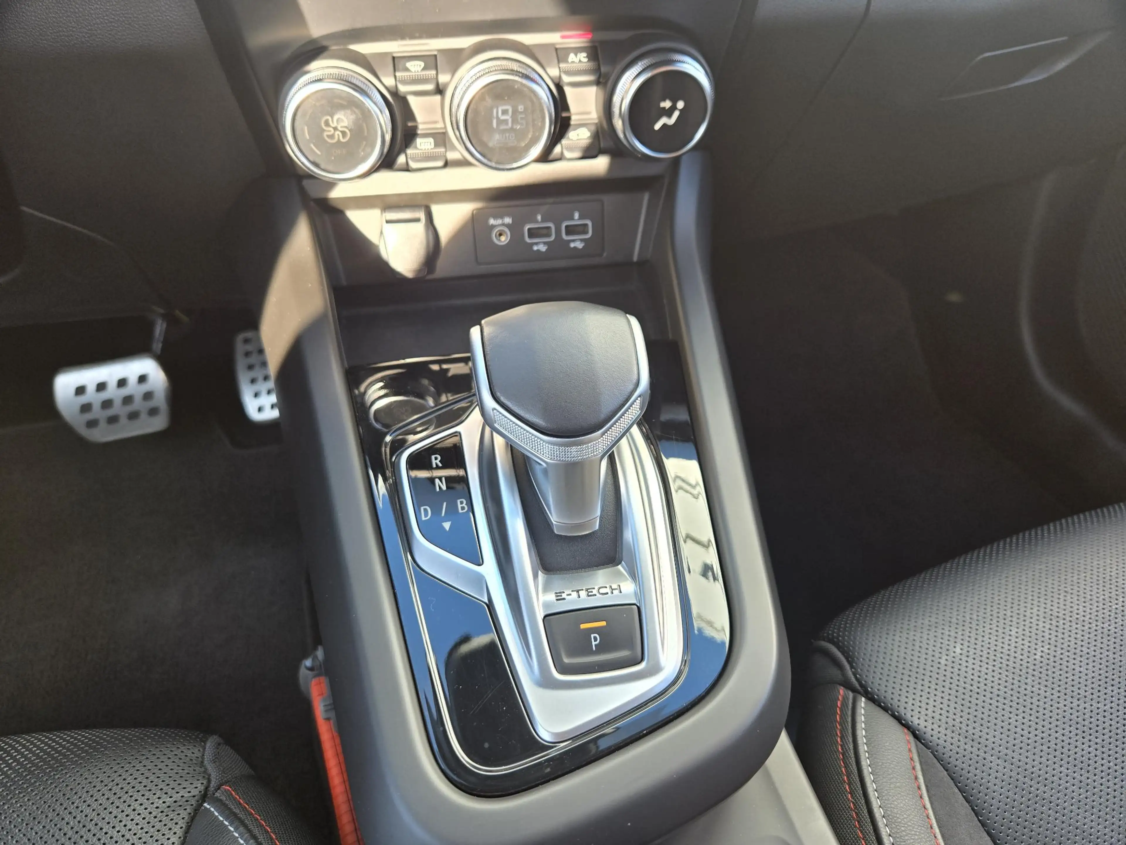 Renault Arkana 1.6 E-Tech Hybrid 145 R.S. Line NL-AUTO | BOSE AUD — photo 19