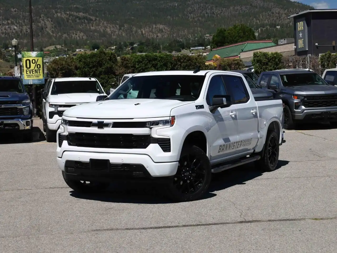 Chevrolet Silverado 1500 снимка Chevrolet Silverado 1500