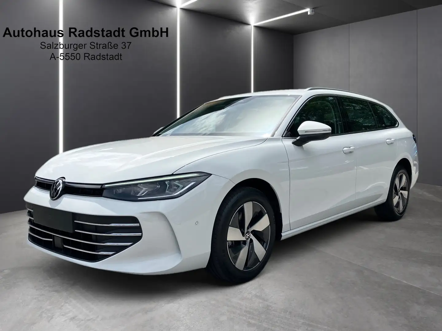Volkswagen Passat Variant 2.0 TDI 110 kW Business Weiß - 1
