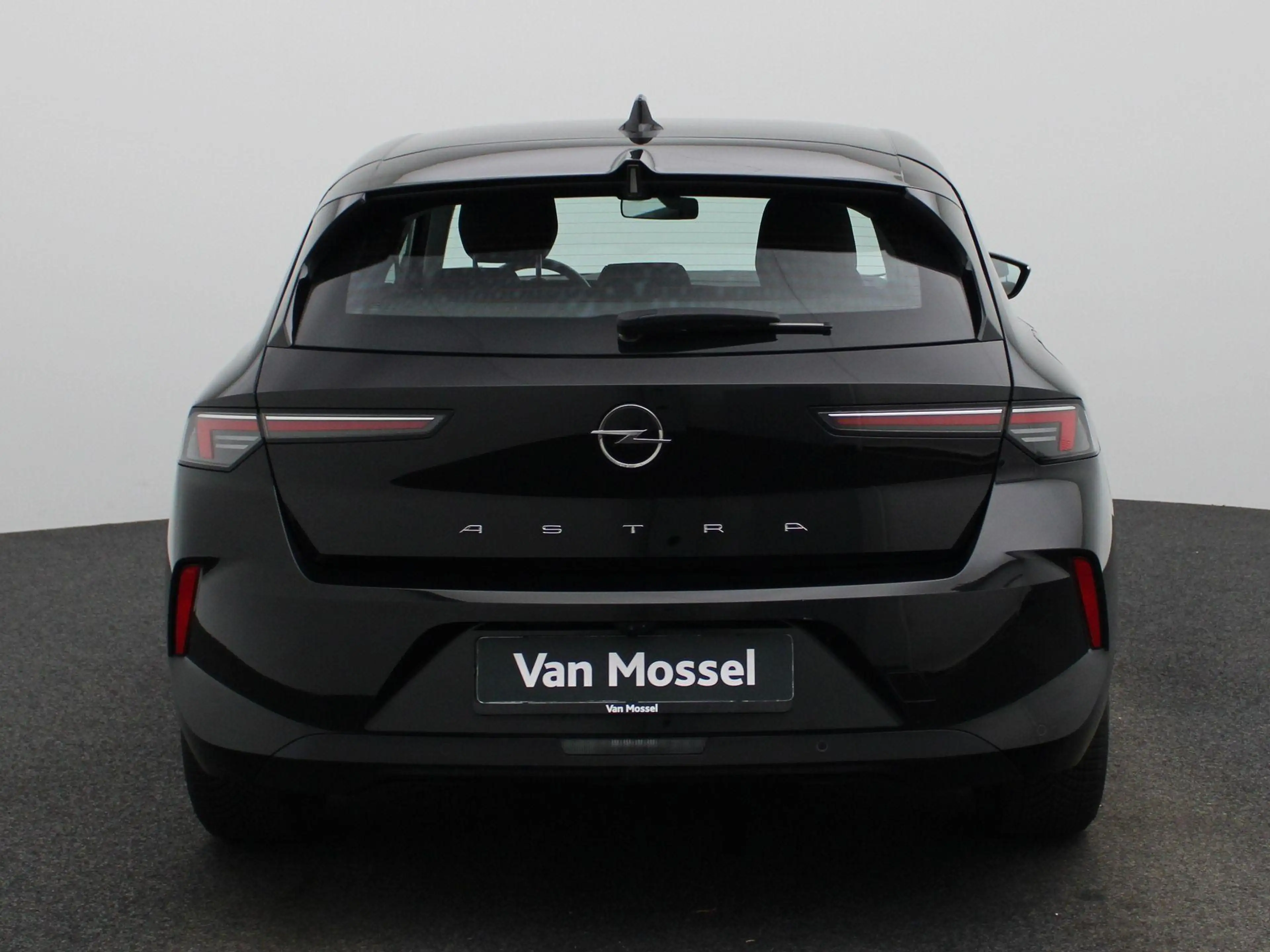 Opel Astra 1.2 Turbo 81kW S/S Edition NAVI | CARPLAY | CAMERA — photo 5