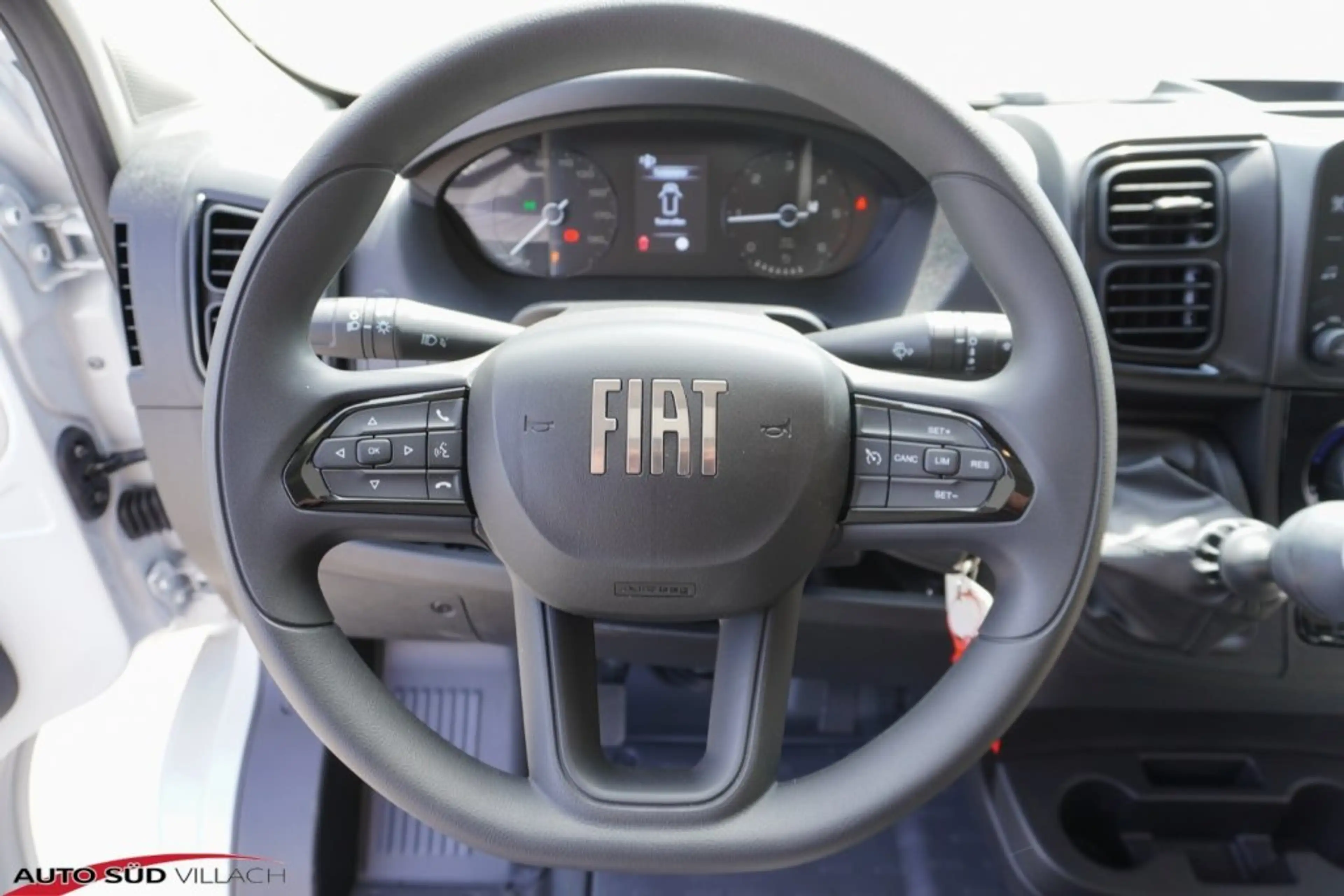 Fiat Ducato MAXI Kofferaufbau mit Laderampe  L4 3500 140 MT — photo 9