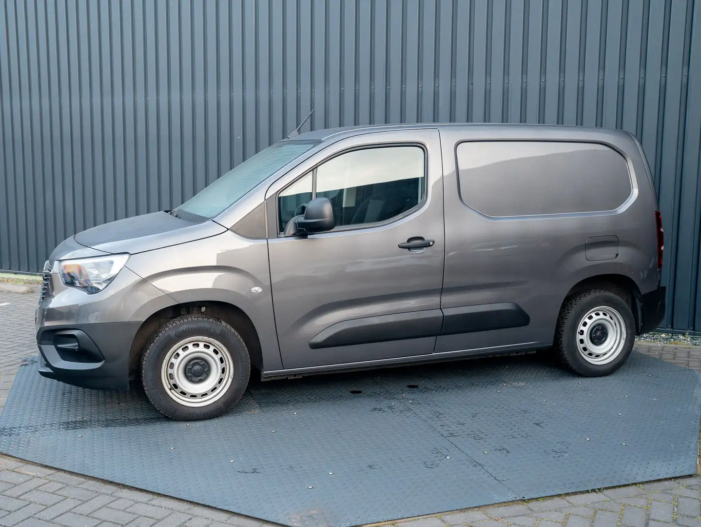Opel Combo 1.5D 102Pk L1H1 Edition | Bluetooth | Parkeersenso Grijs - 2