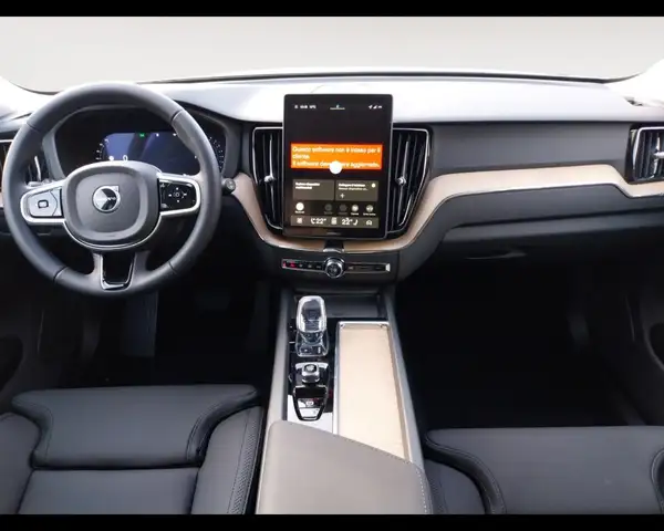 Volvo XC60 view 11