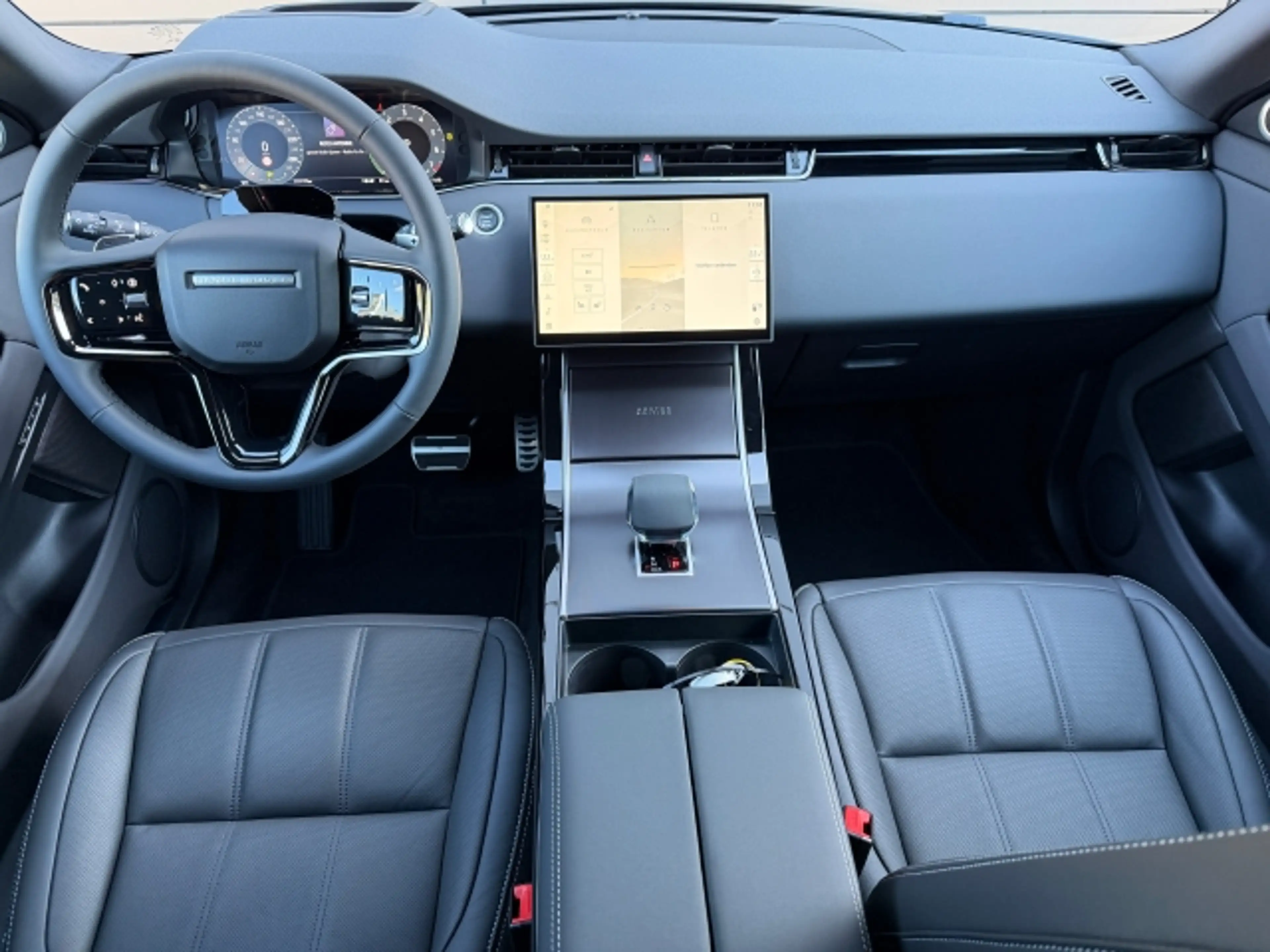Land Rover Range Rover Evoque P269e Hoxton Edition — photo 7