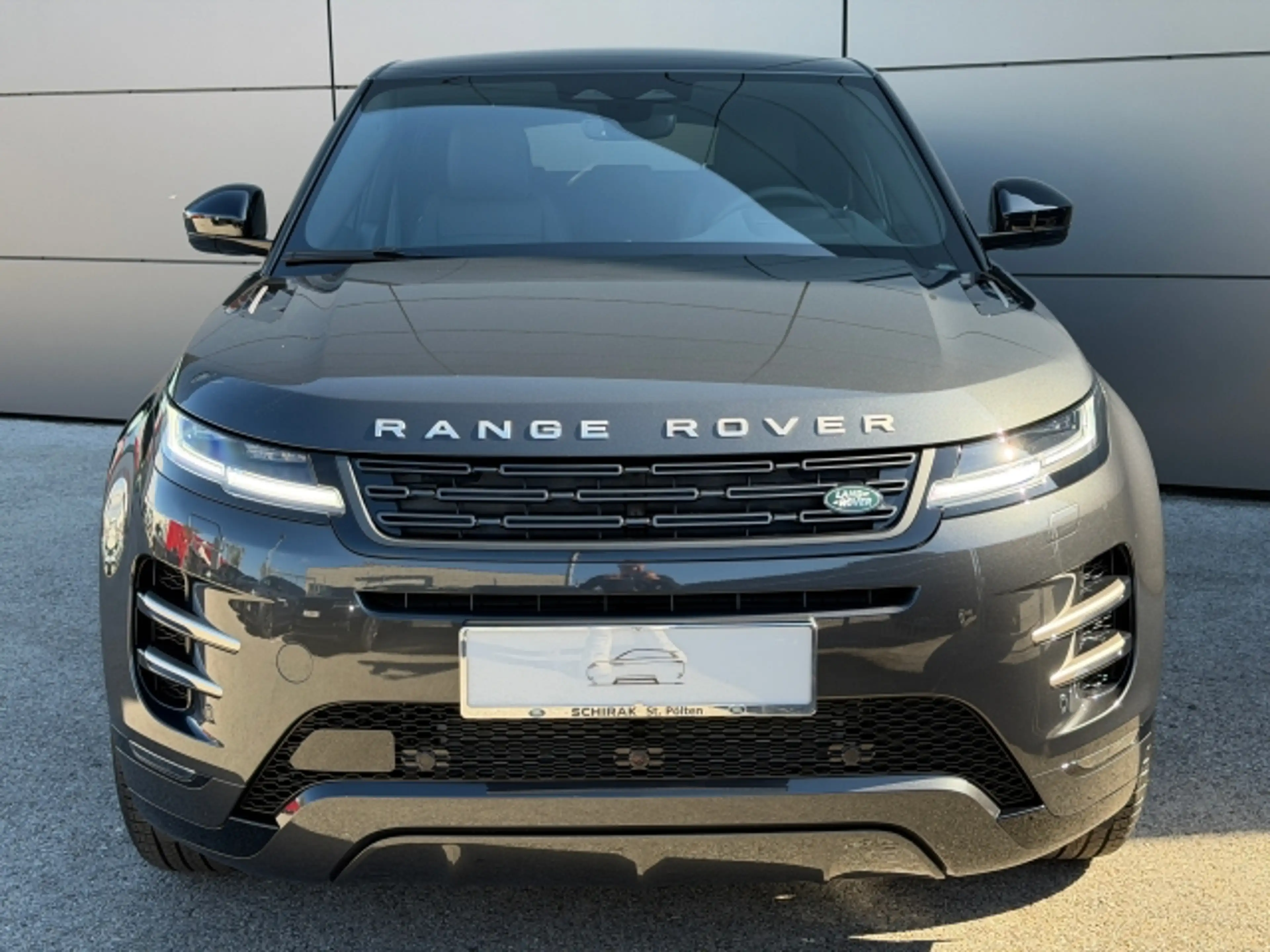 Land Rover Range Rover Evoque P269e Hoxton Edition — photo 4