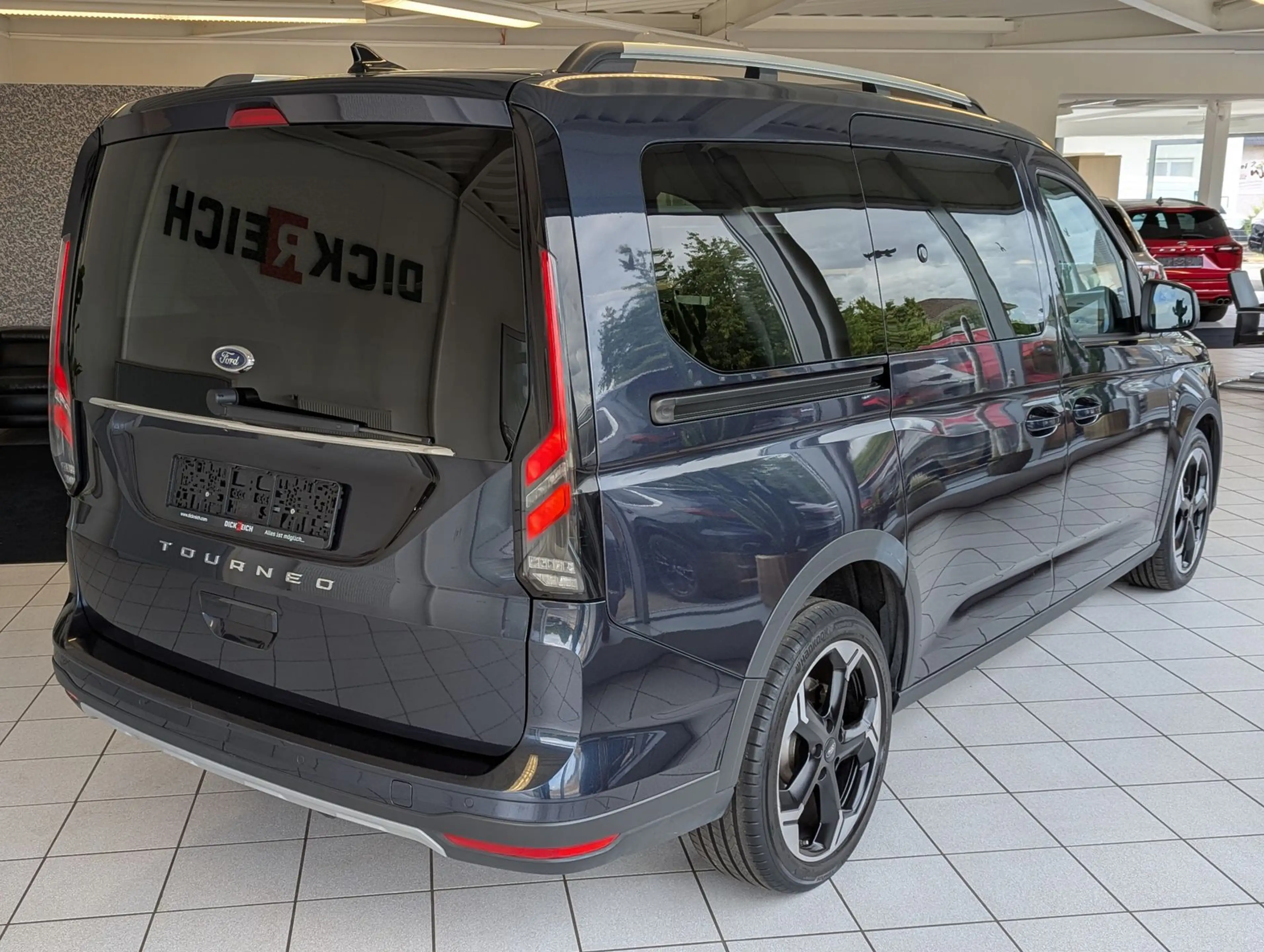 Ford Grand Tourneo L2 Active 7-Sitz Bi-LED Pano AHK — photo 7