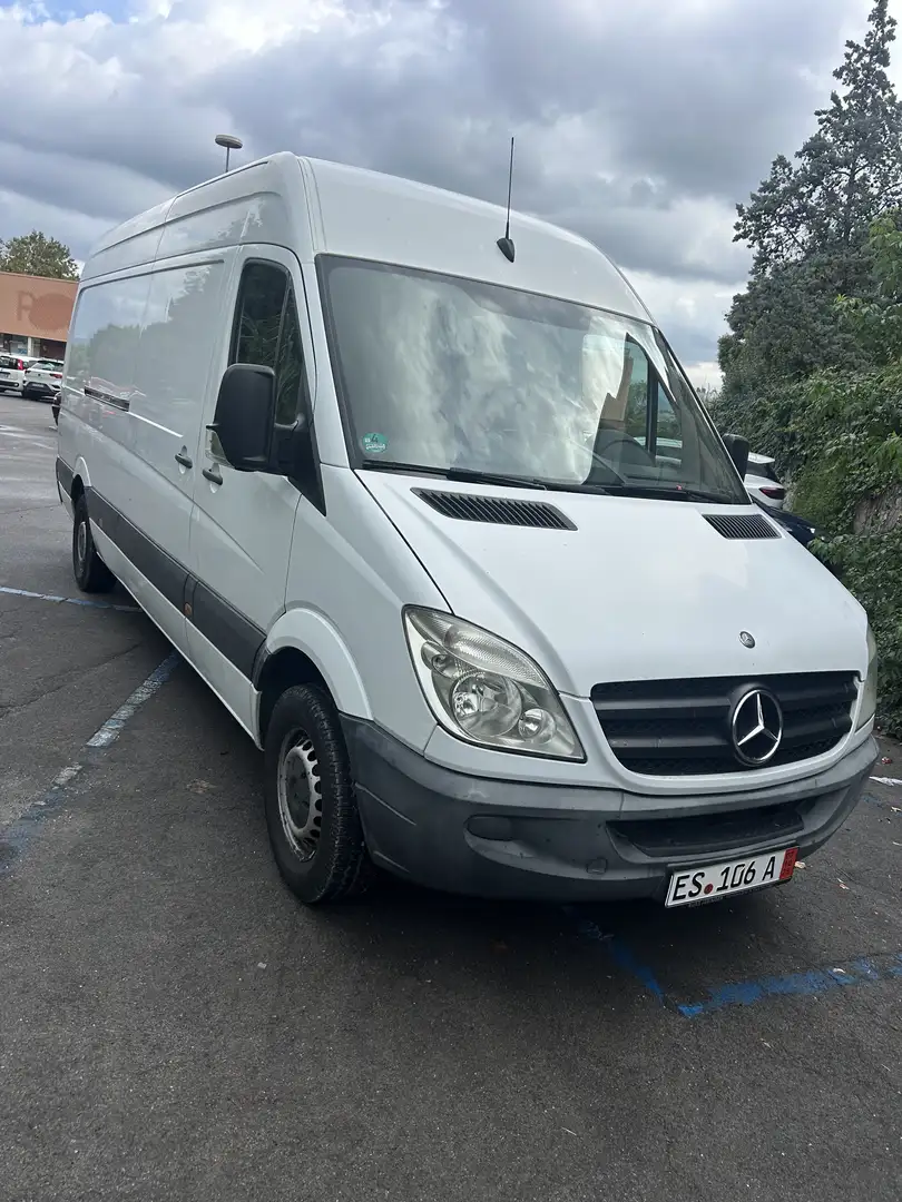 Mercedes-Benz Sprinter - 2
