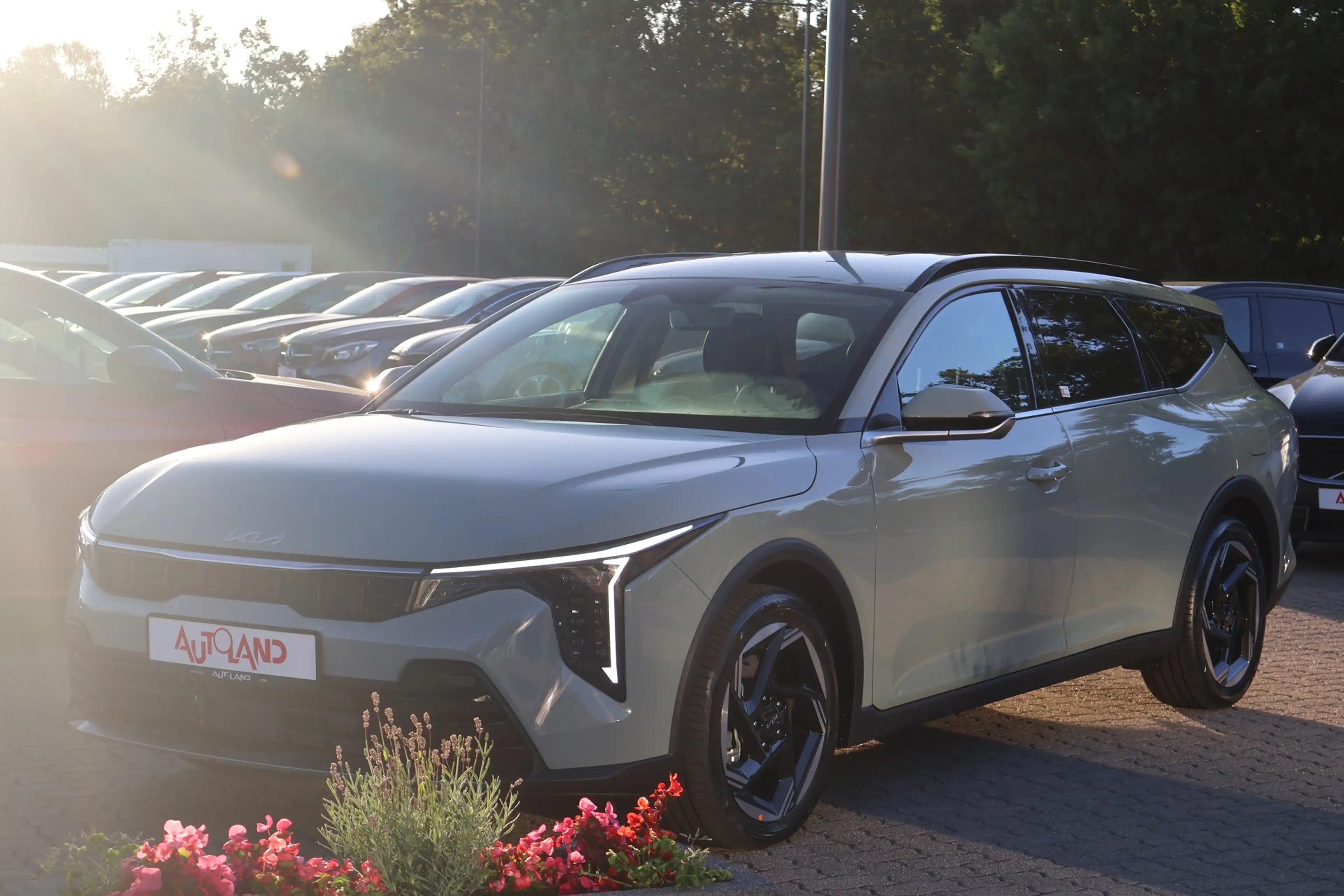 Kia Ceed SW / cee'd SW K4 Sportswagon 1.6 T-GDI Aut. LED ACC Navi Kamera — photo 2